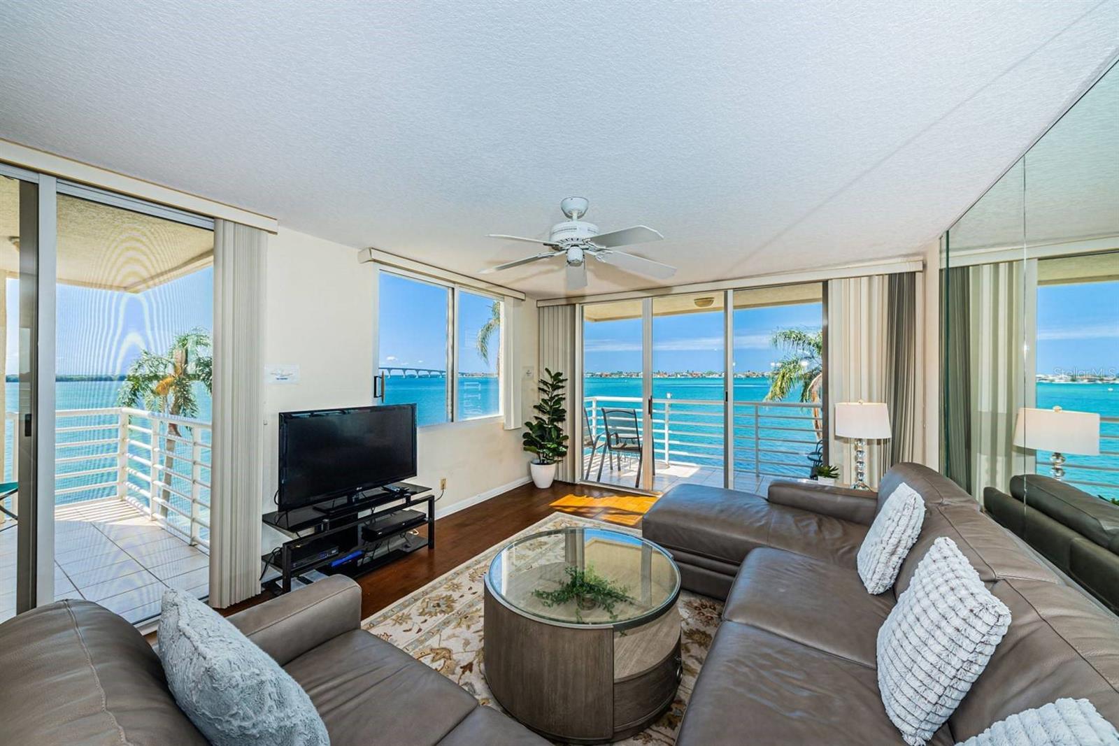 6105 BAHIA DEL MAR CIR #382, ST PETERSBURG, FL — photo 21