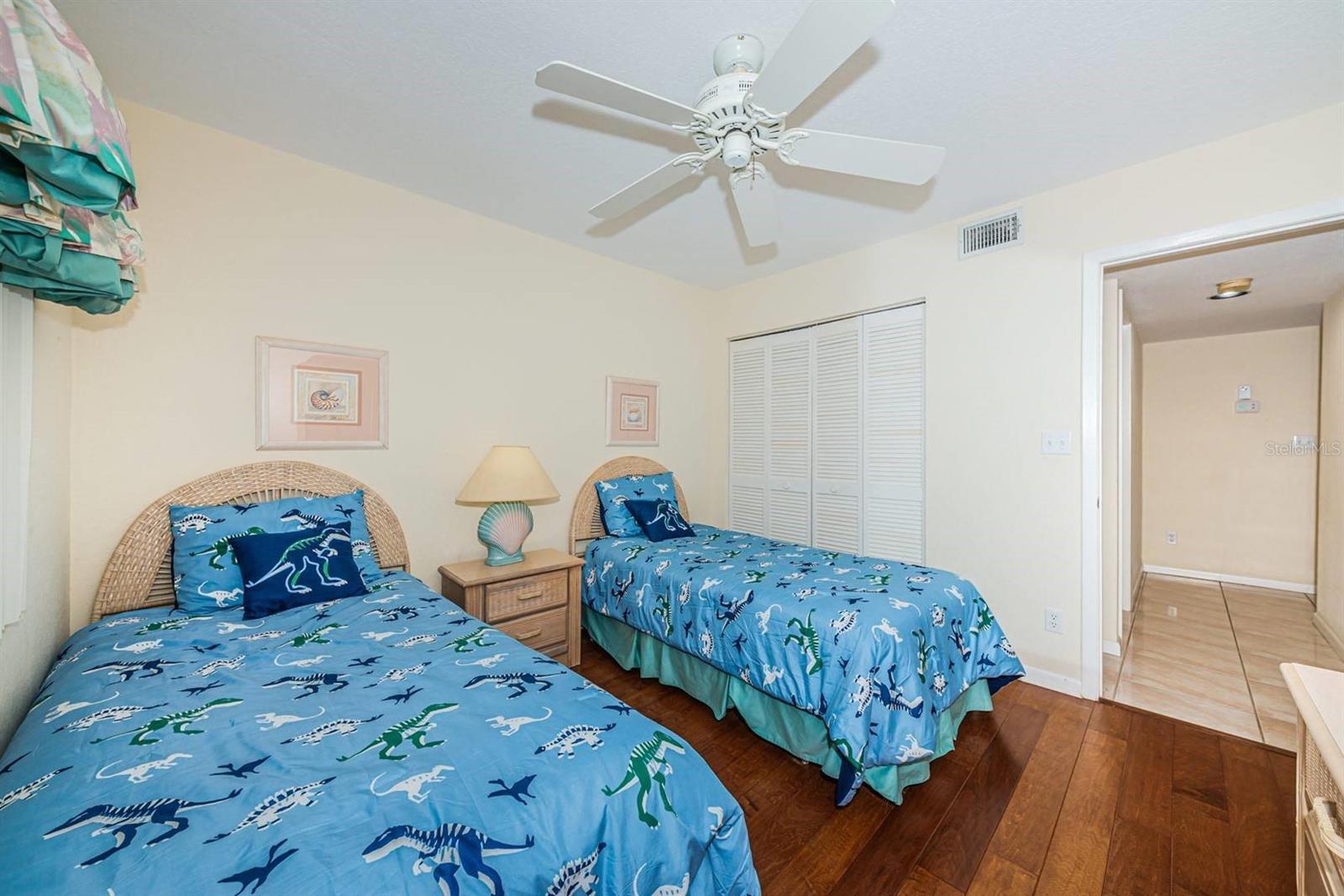 6105 BAHIA DEL MAR CIR #382, ST PETERSBURG, FL — photo 30