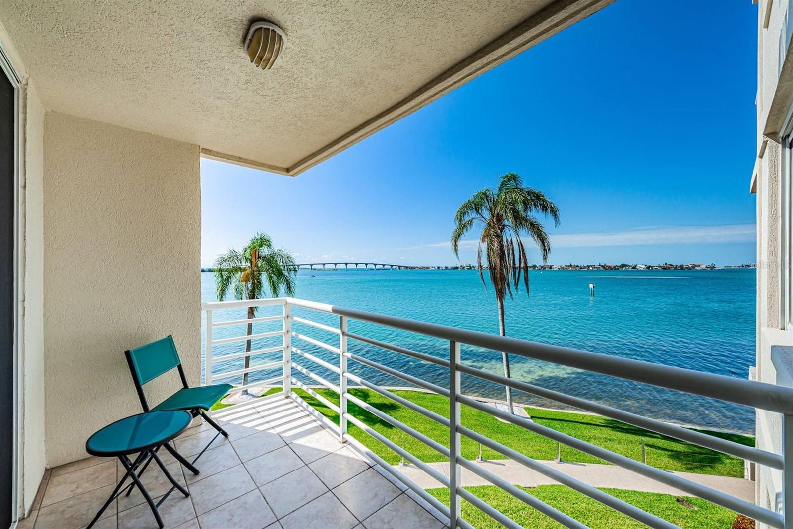 6105 BAHIA DEL MAR CIR #382, ST PETERSBURG, FL — photo 35