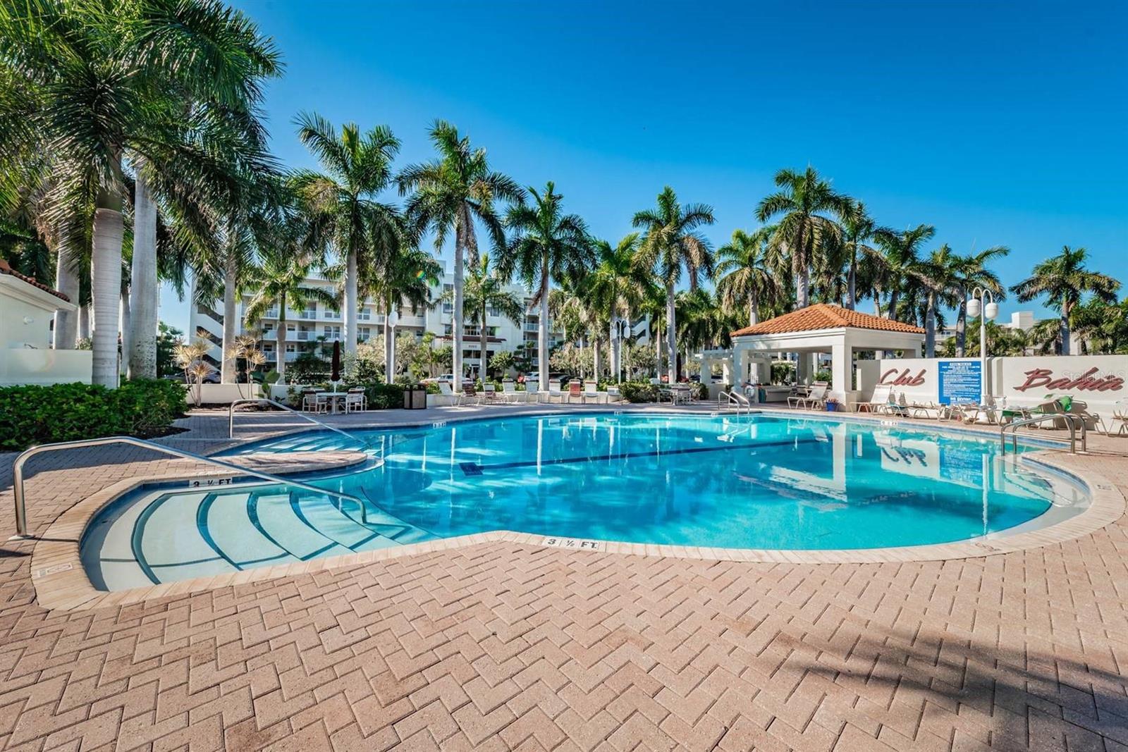 6105 BAHIA DEL MAR CIR #382, ST PETERSBURG, FL — photo 41