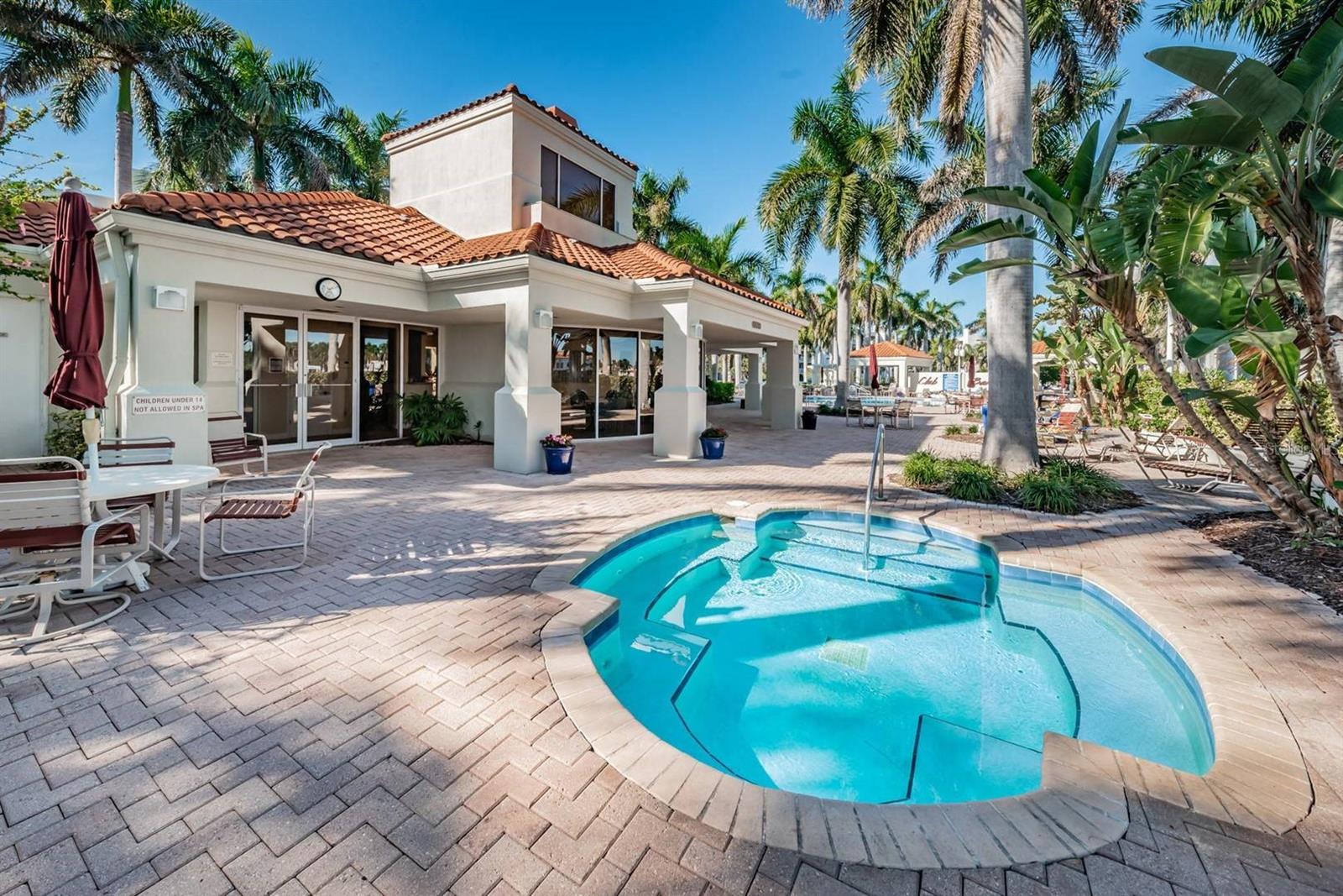 6105 BAHIA DEL MAR CIR #382, ST PETERSBURG, FL — photo 45