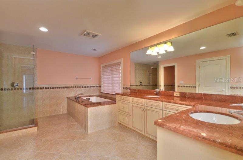 220 GULF BLVD #8, BELLEAIR BEACH, FL — photo 15