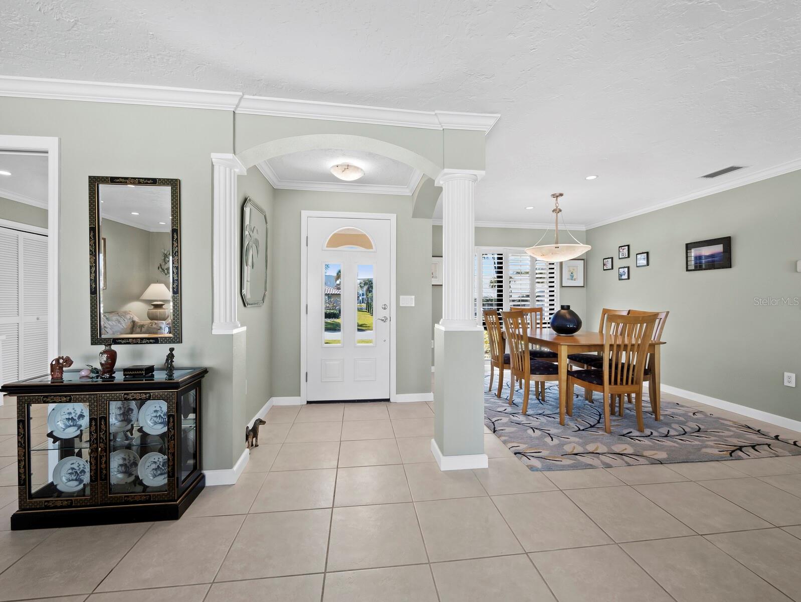 5970 EMERALD HARBOR DR, LONGBOAT KEY, FL — photo 4