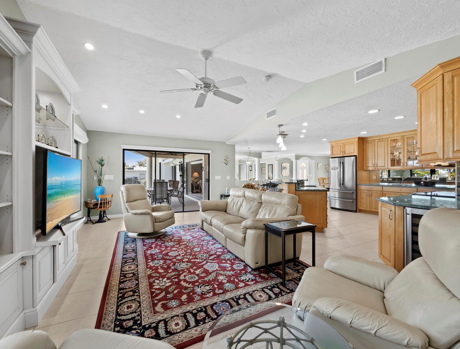 5970 EMERALD HARBOR DR, LONGBOAT KEY, FL — photo 16