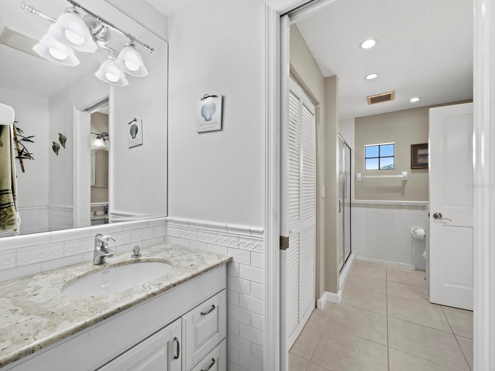 5970 EMERALD HARBOR DR, LONGBOAT KEY, FL — photo 23