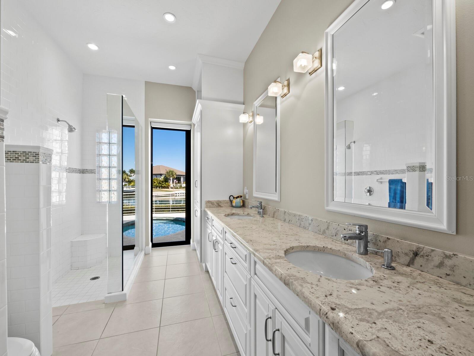 5970 EMERALD HARBOR DR, LONGBOAT KEY, FL — photo 29