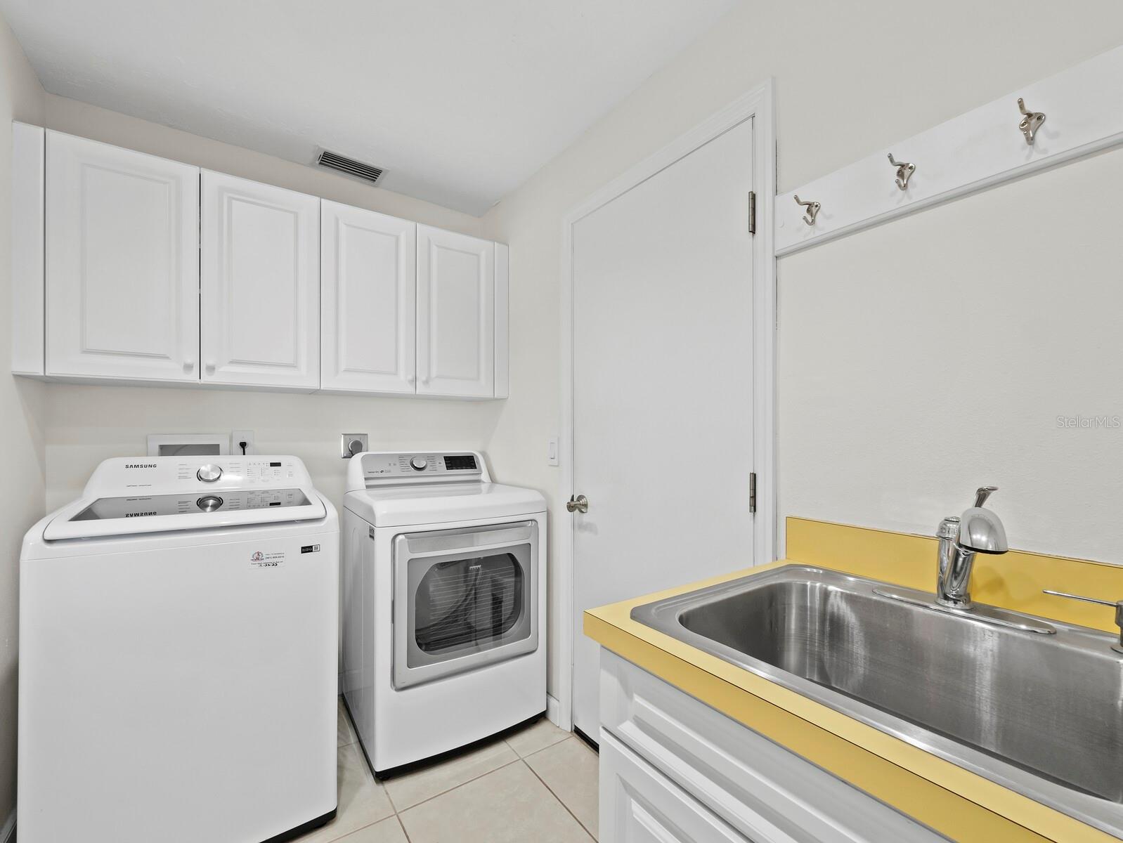 5970 EMERALD HARBOR DR, LONGBOAT KEY, FL — photo 36