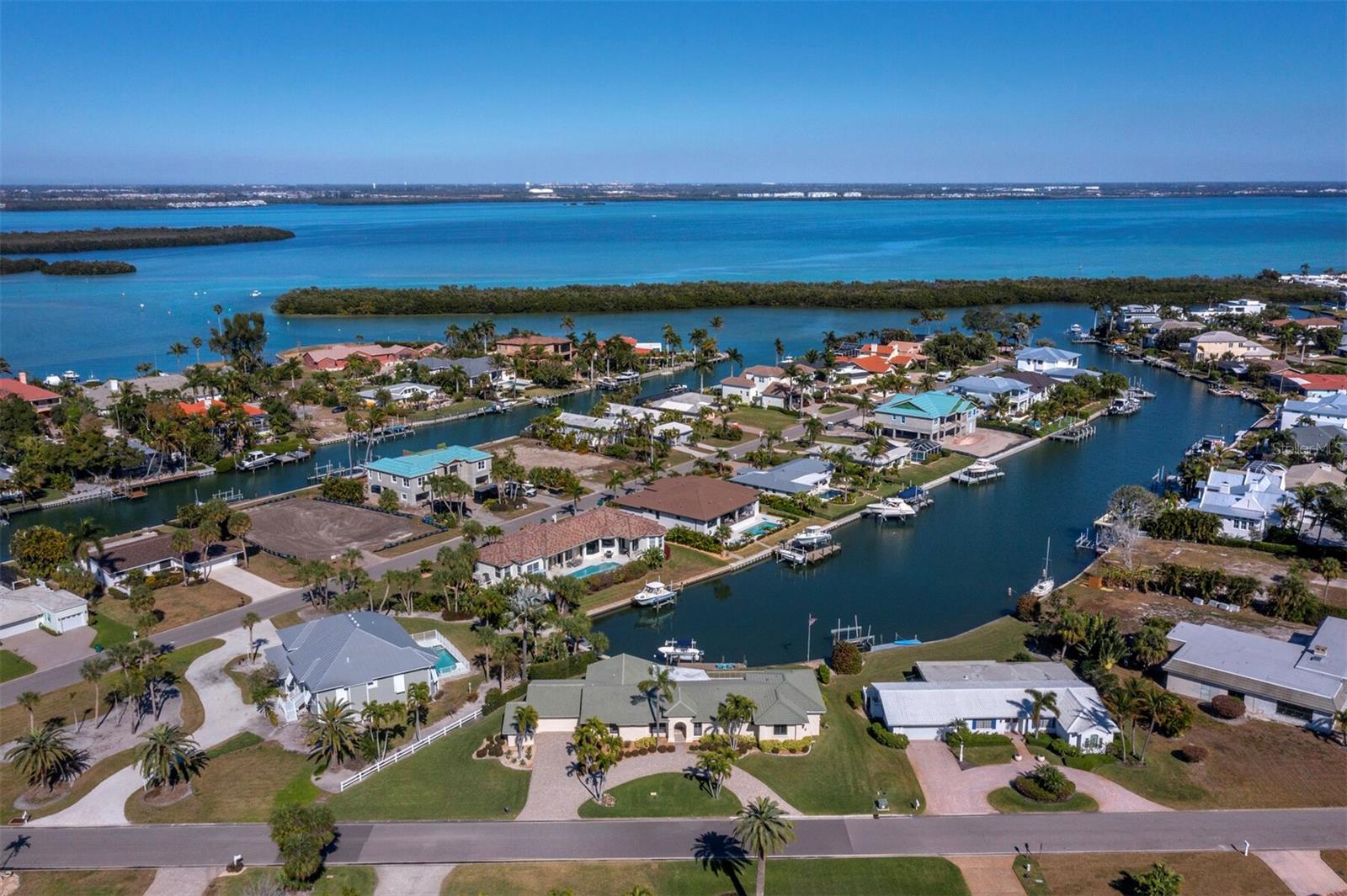 5970 EMERALD HARBOR DR, LONGBOAT KEY, FL — photo 41