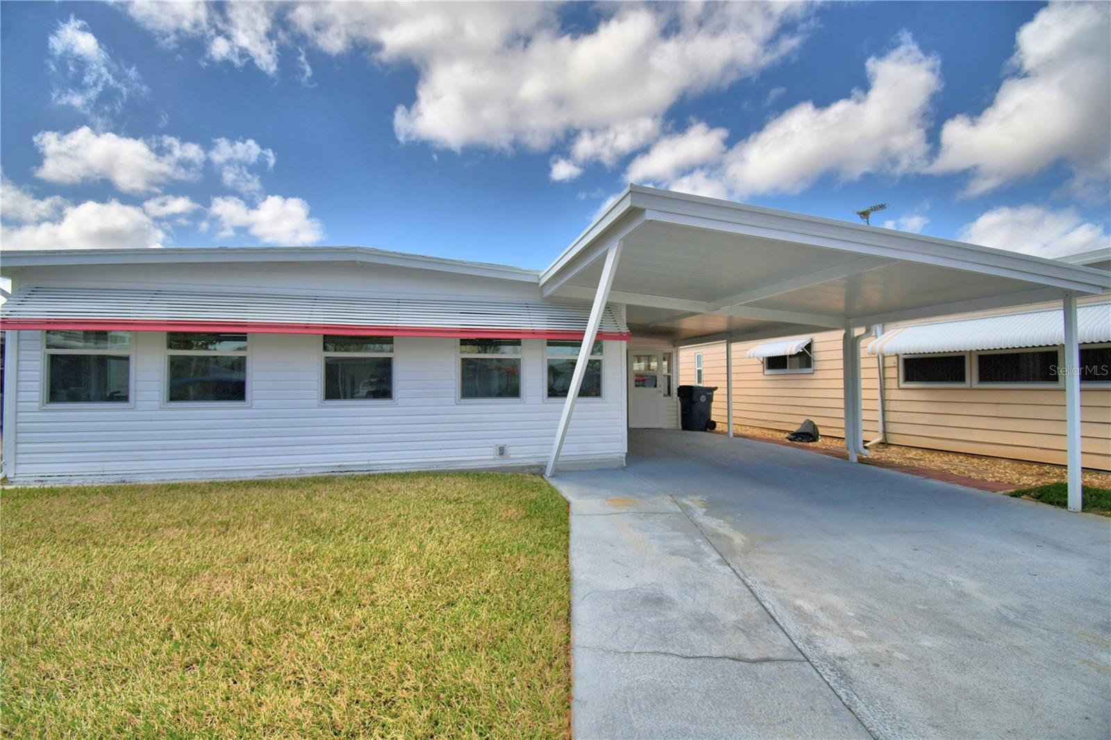 145 HOLIDAY LN, AUBURNDALE, FL