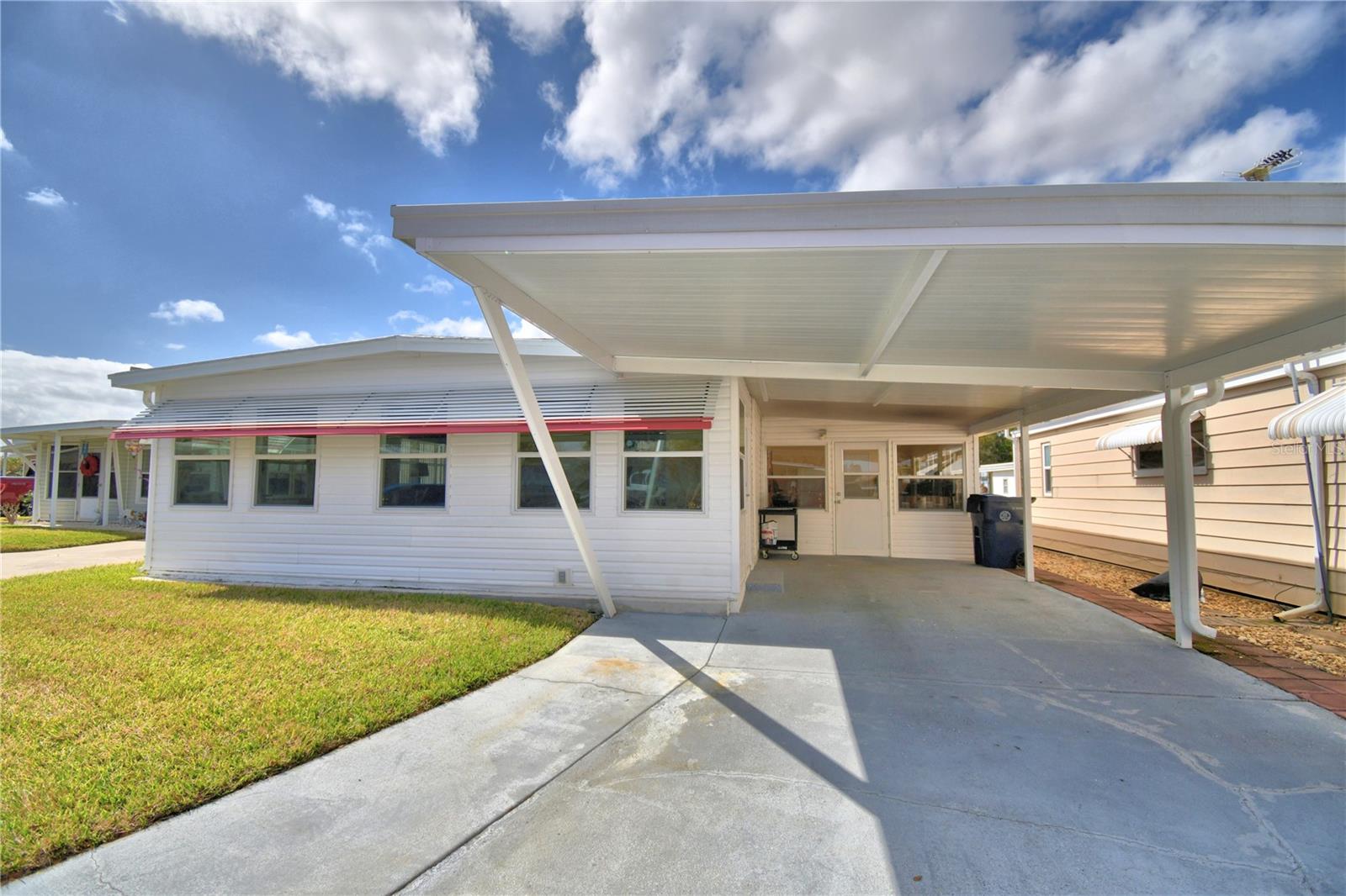 145 HOLIDAY LN, AUBURNDALE, FL — photo 2