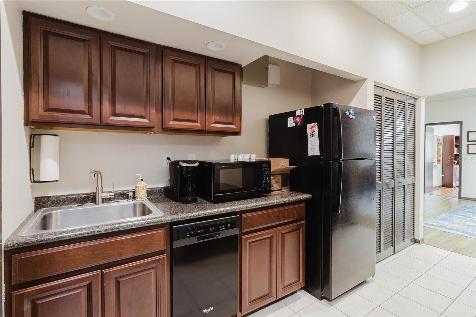 611 DRUID RD E #707 & 708, CLEARWATER, FL — photo 35