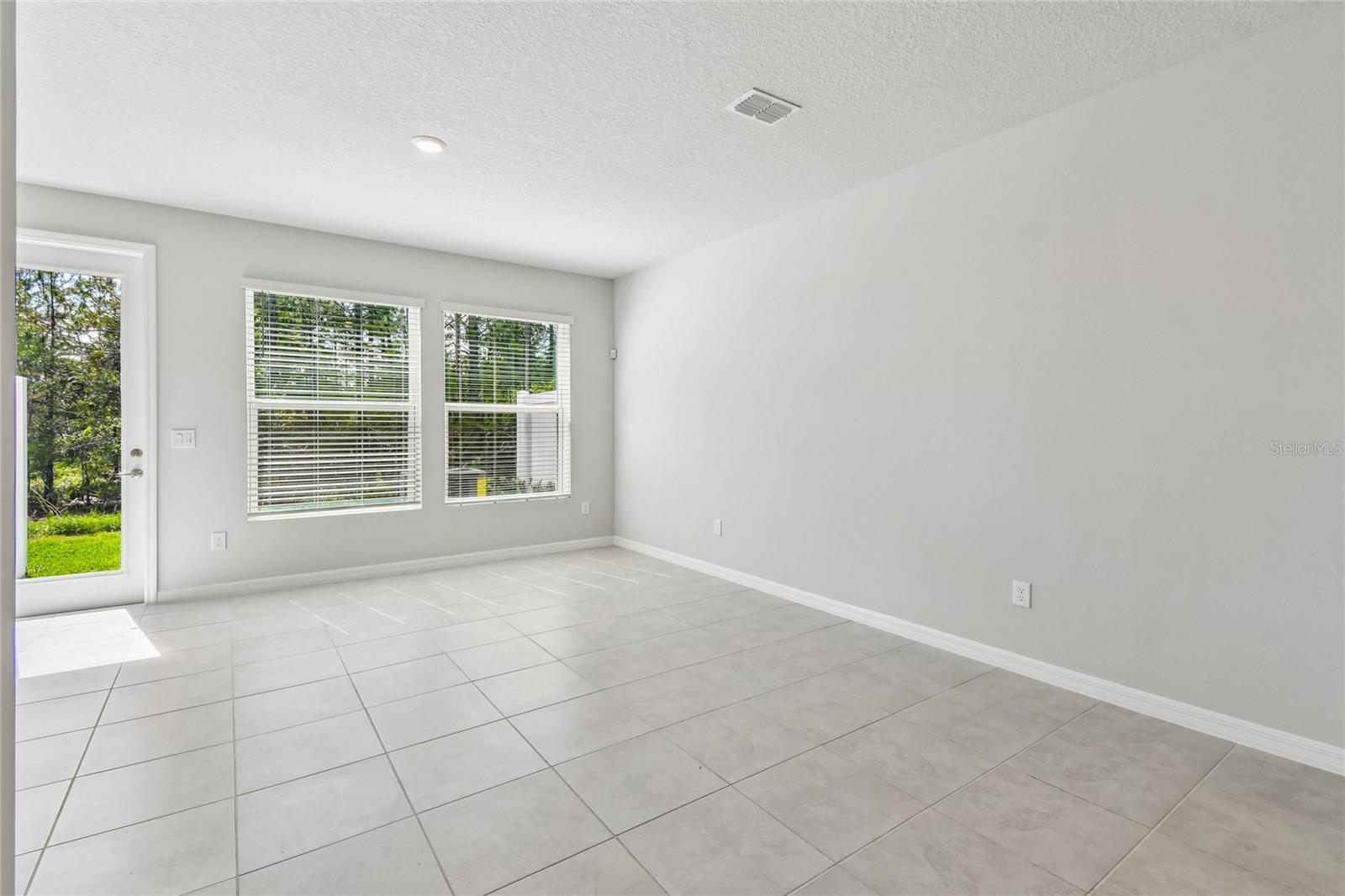 1124 WILD CREST LN, DAYTONA BEACH, FL — photo 9