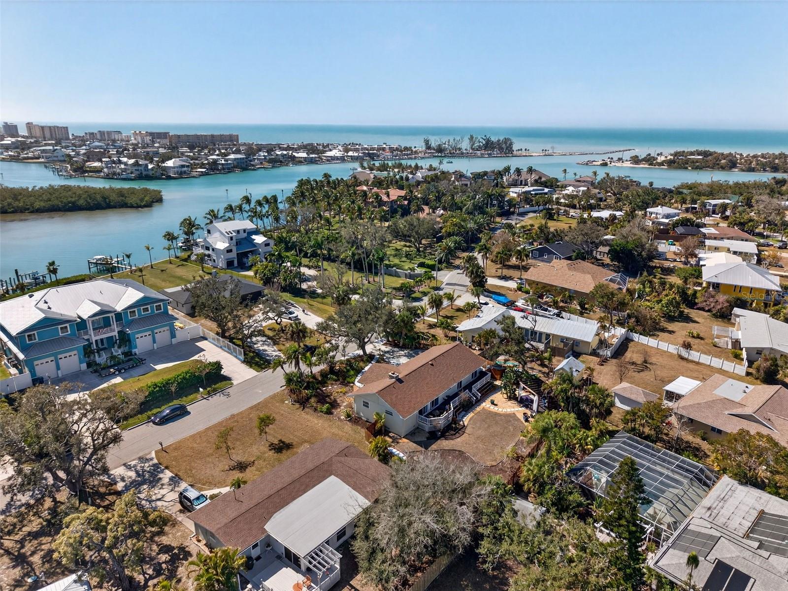 504 BAYVIEW PKWY, NOKOMIS, FL — photo 53