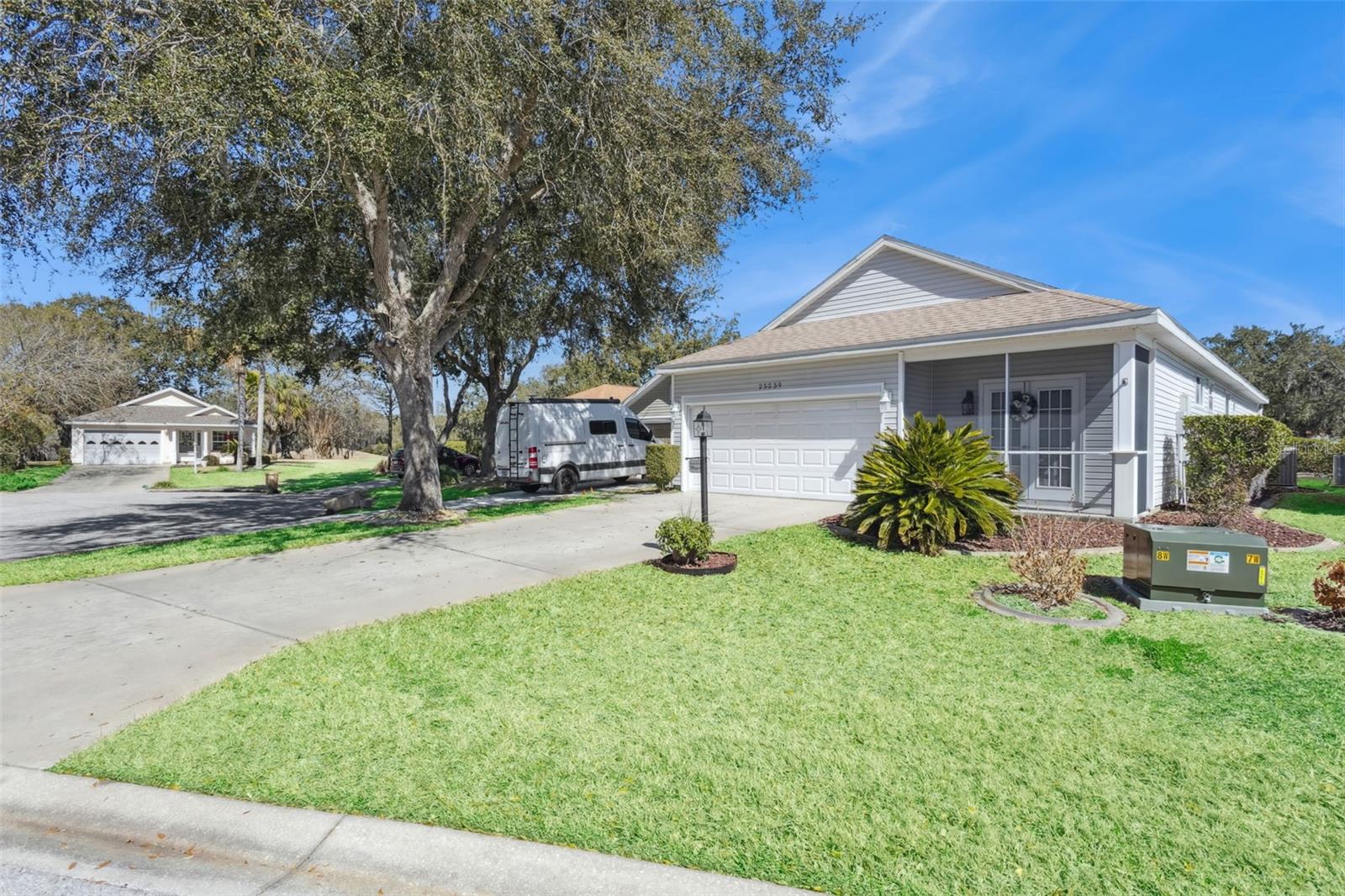 25239 CRANES ROOST CIR, LEESBURG, FL — photo 6