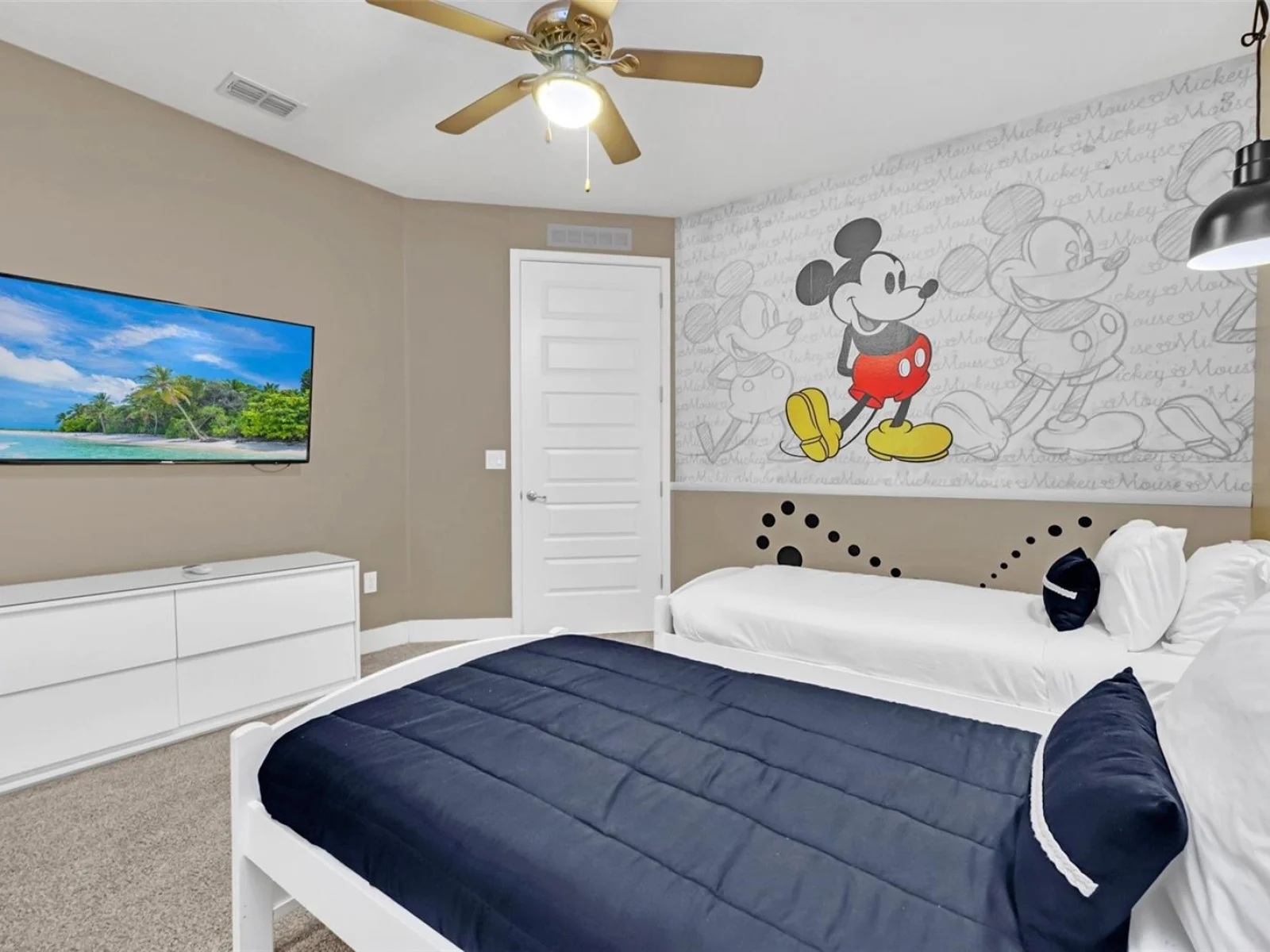 7607 MACKINAW LN, KISSIMMEE, FL — photo 57