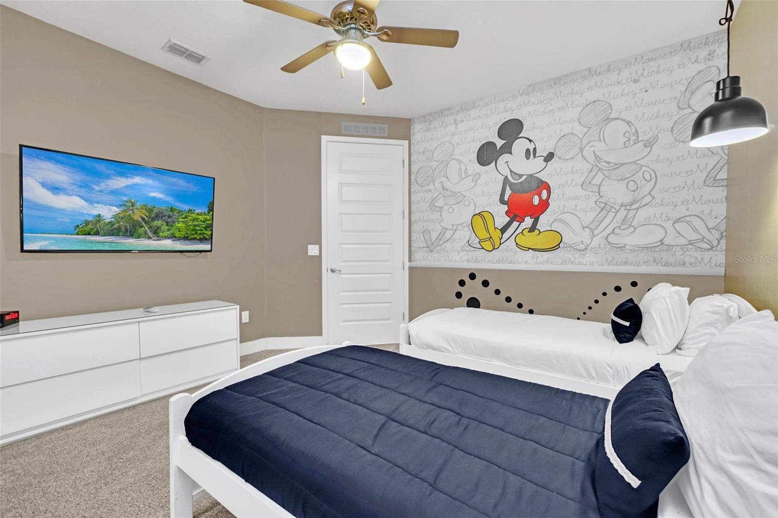 7607 MACKINAW LN, KISSIMMEE, FL — photo 58