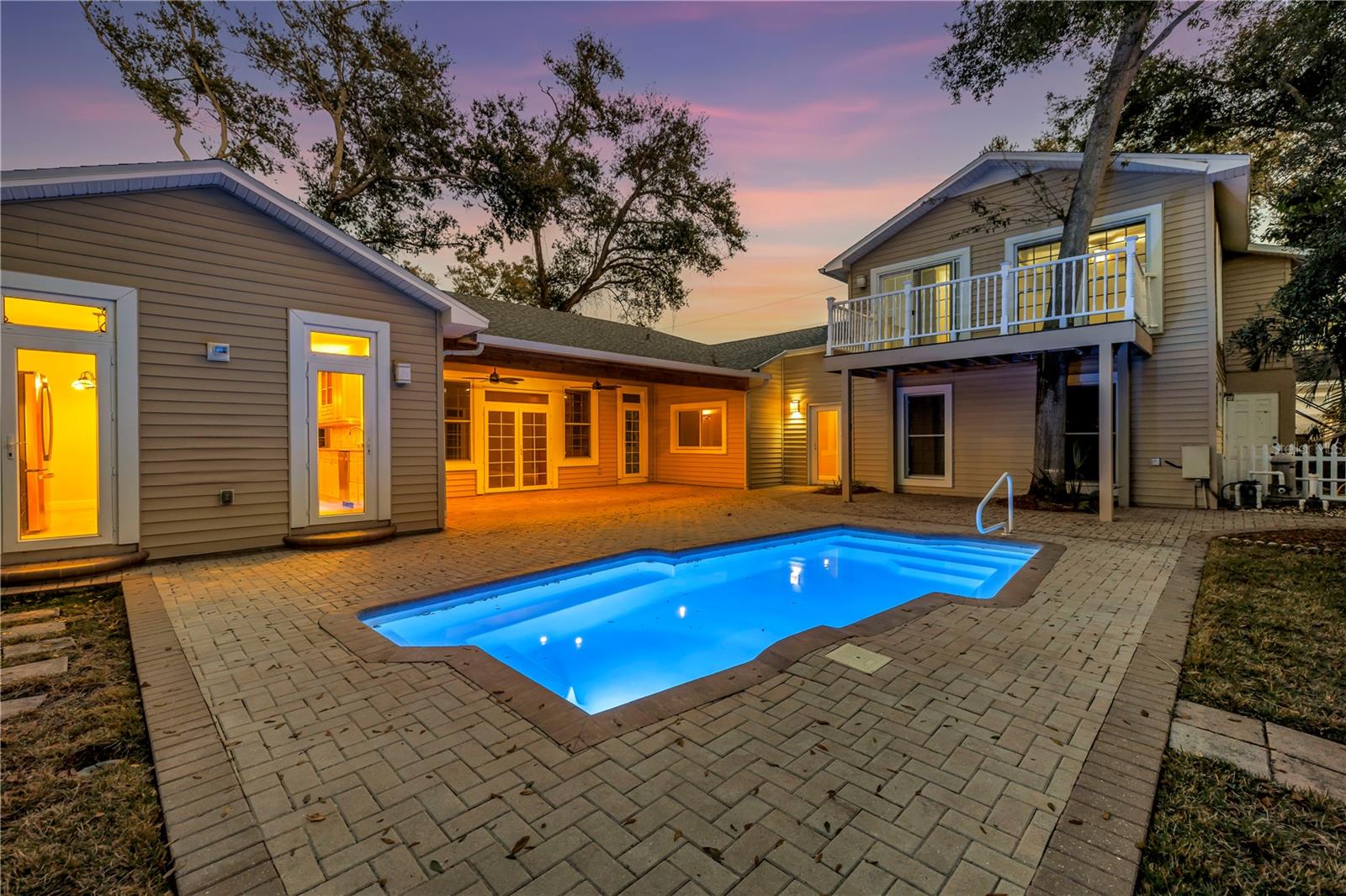 546 26TH AVE N, ST PETERSBURG, FL — photo 3