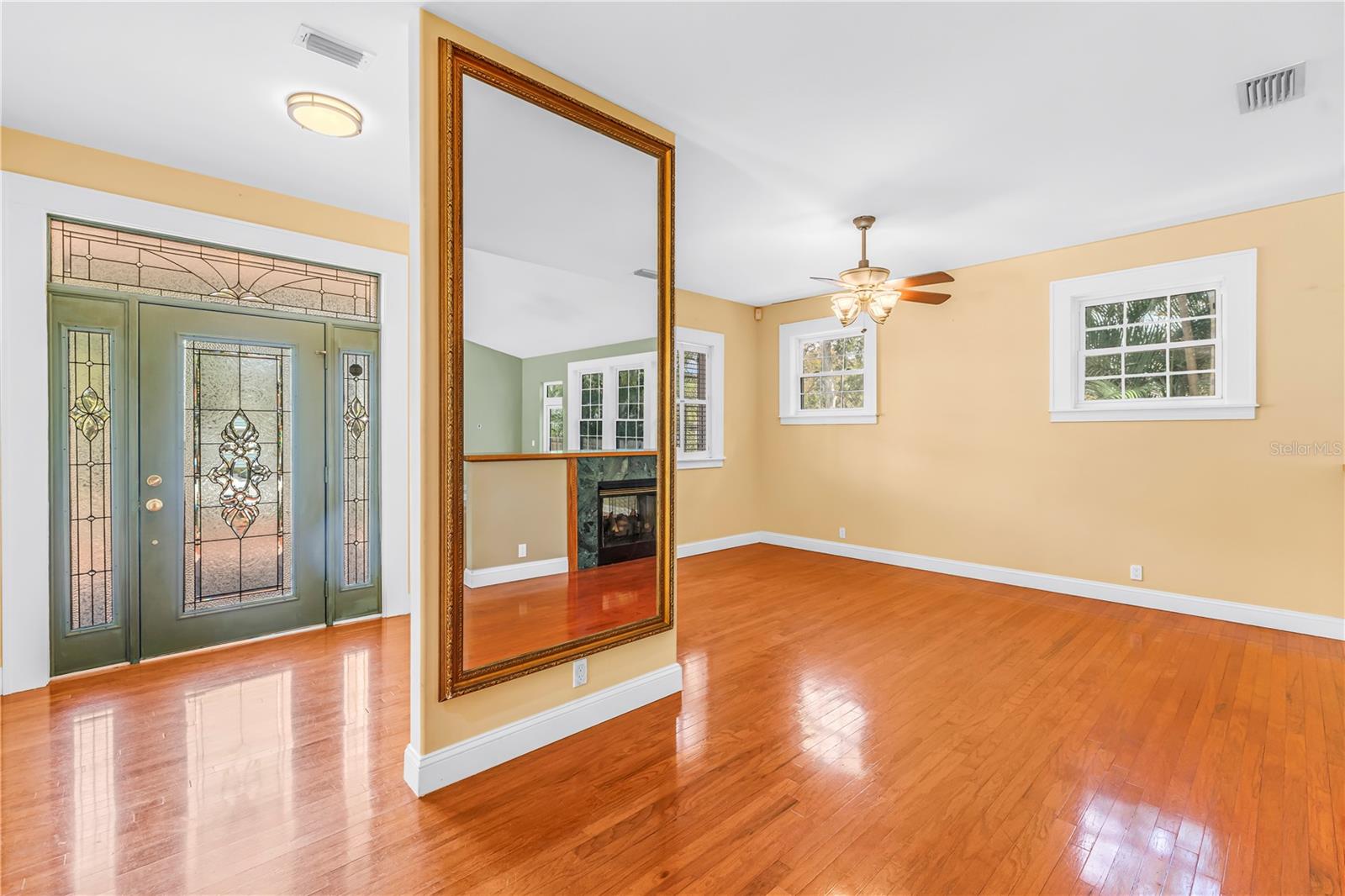 546 26TH AVE N, ST PETERSBURG, FL — photo 4