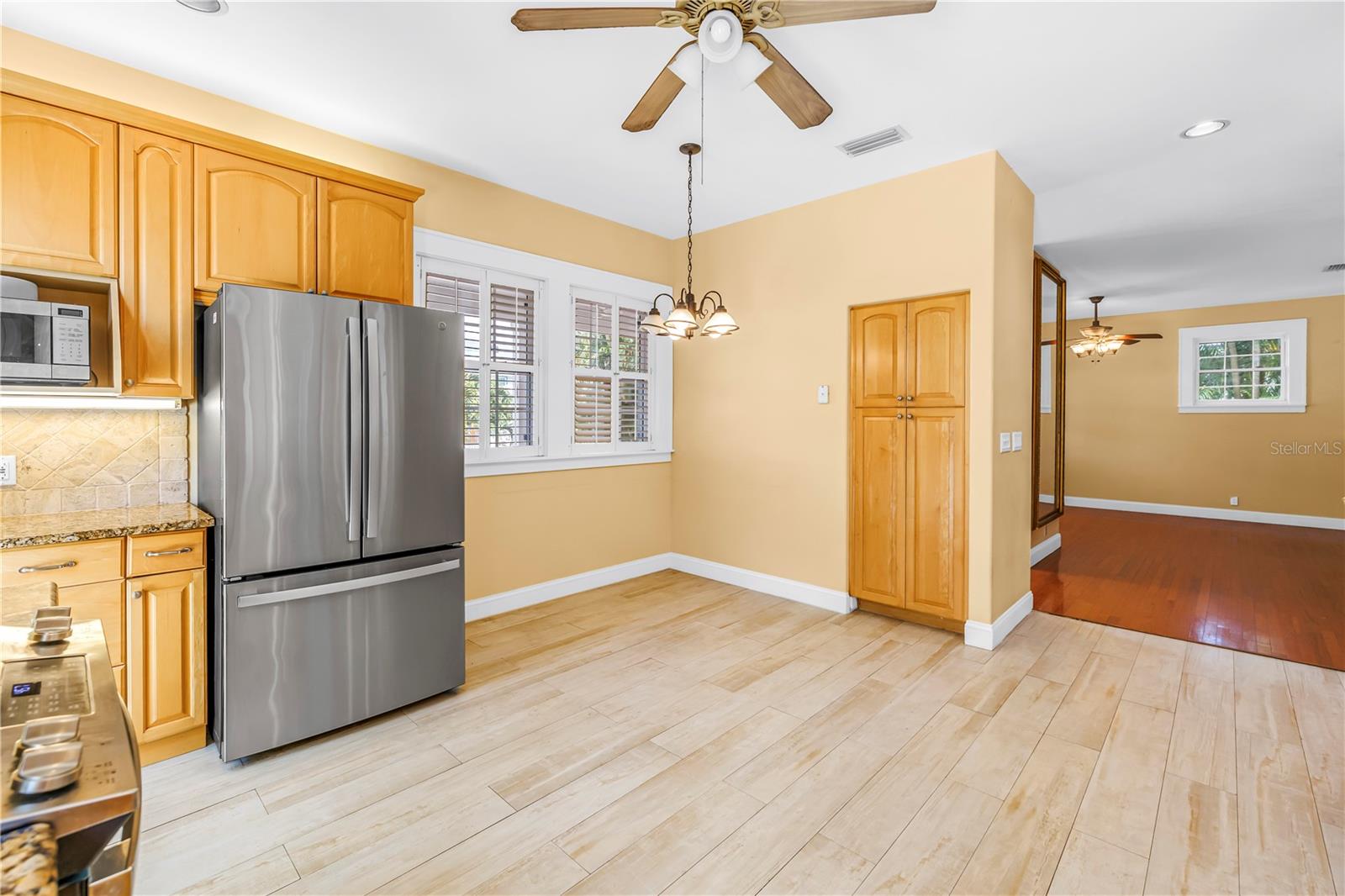 546 26TH AVE N, ST PETERSBURG, FL — photo 16