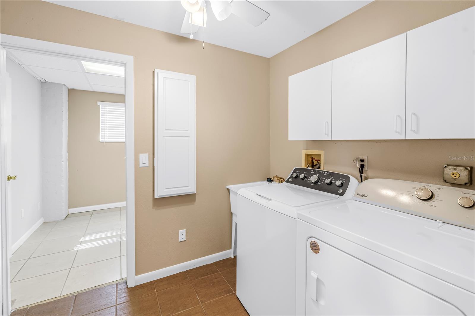 546 26TH AVE N, ST PETERSBURG, FL — photo 36