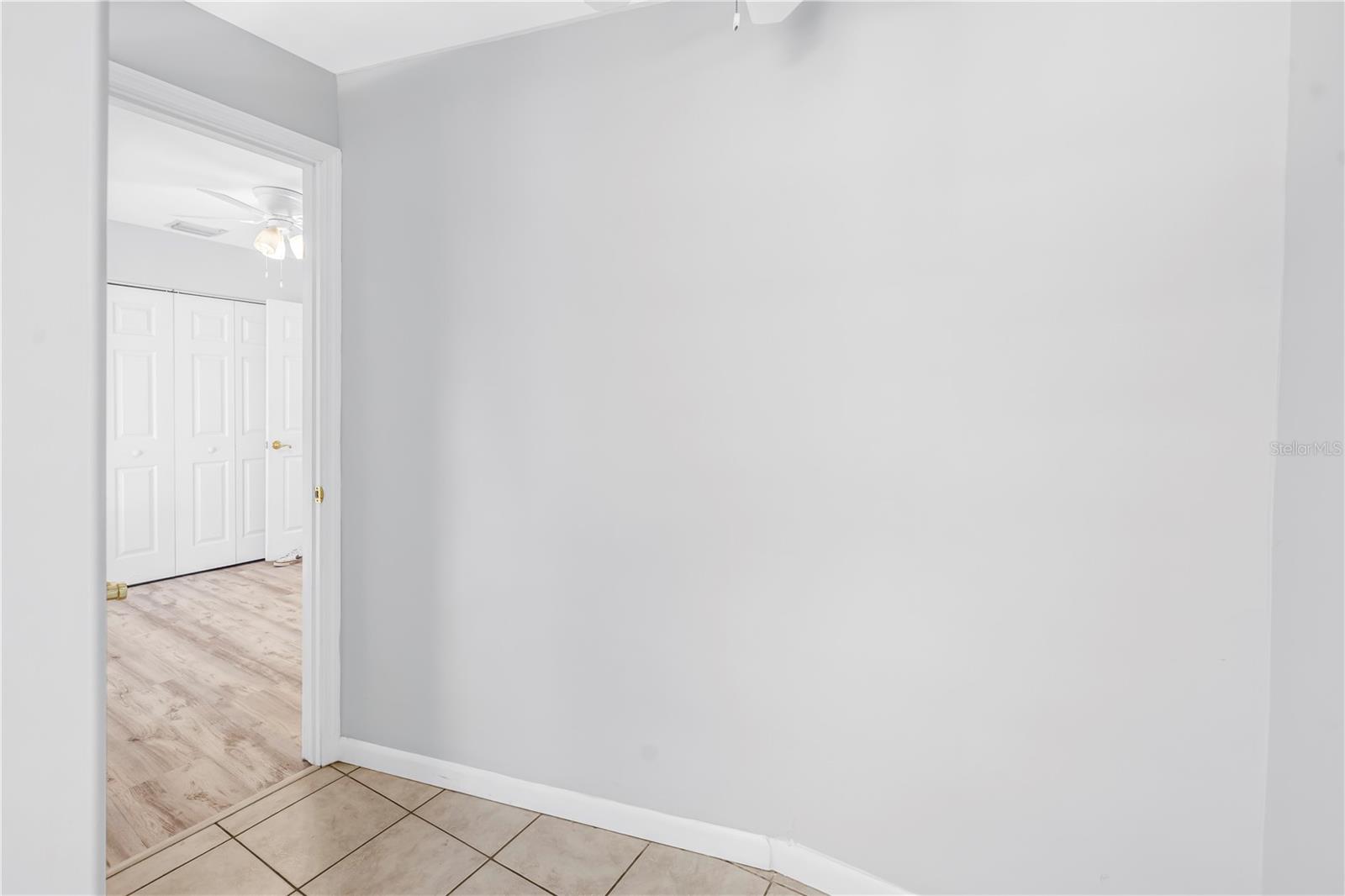 546 26TH AVE N, ST PETERSBURG, FL — photo 48