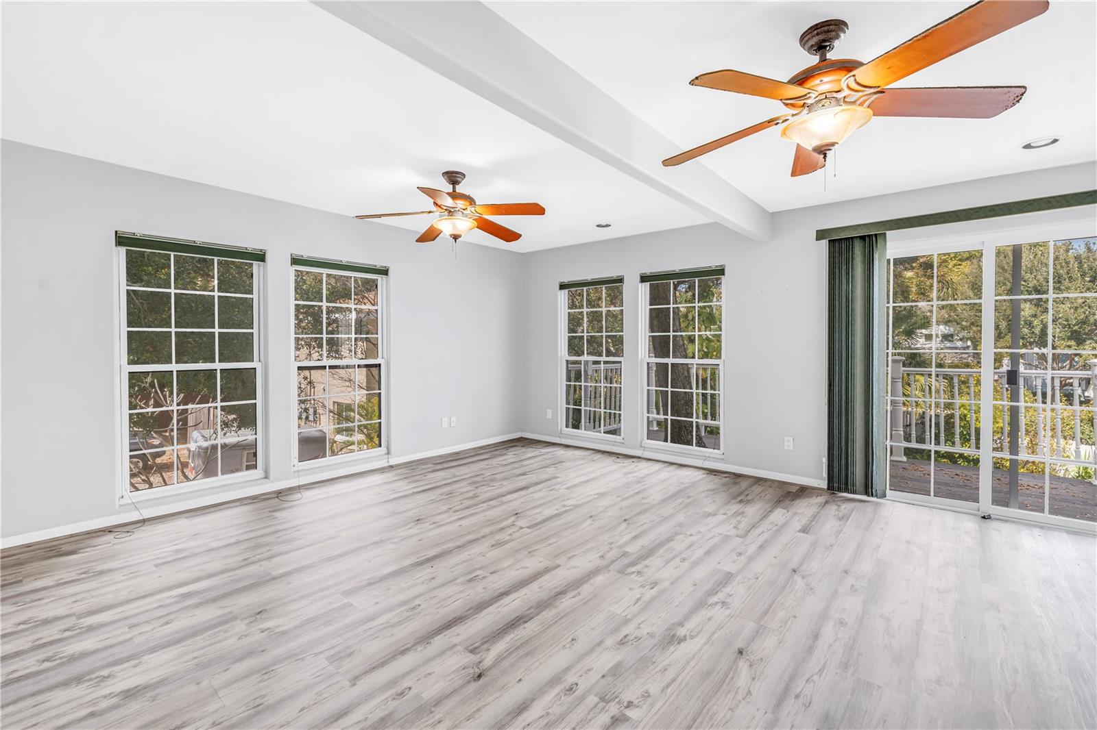 546 26TH AVE N, ST PETERSBURG, FL — photo 56