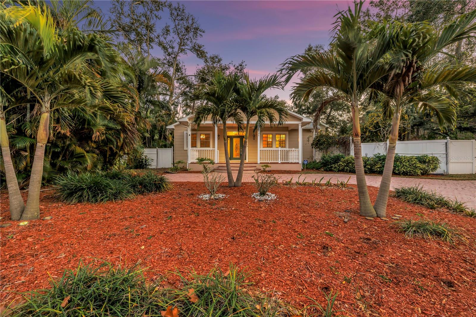 546 26TH AVE N, ST PETERSBURG, FL — photo 82