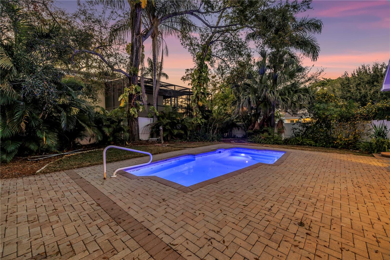 546 26TH AVE N, ST PETERSBURG, FL — photo 85