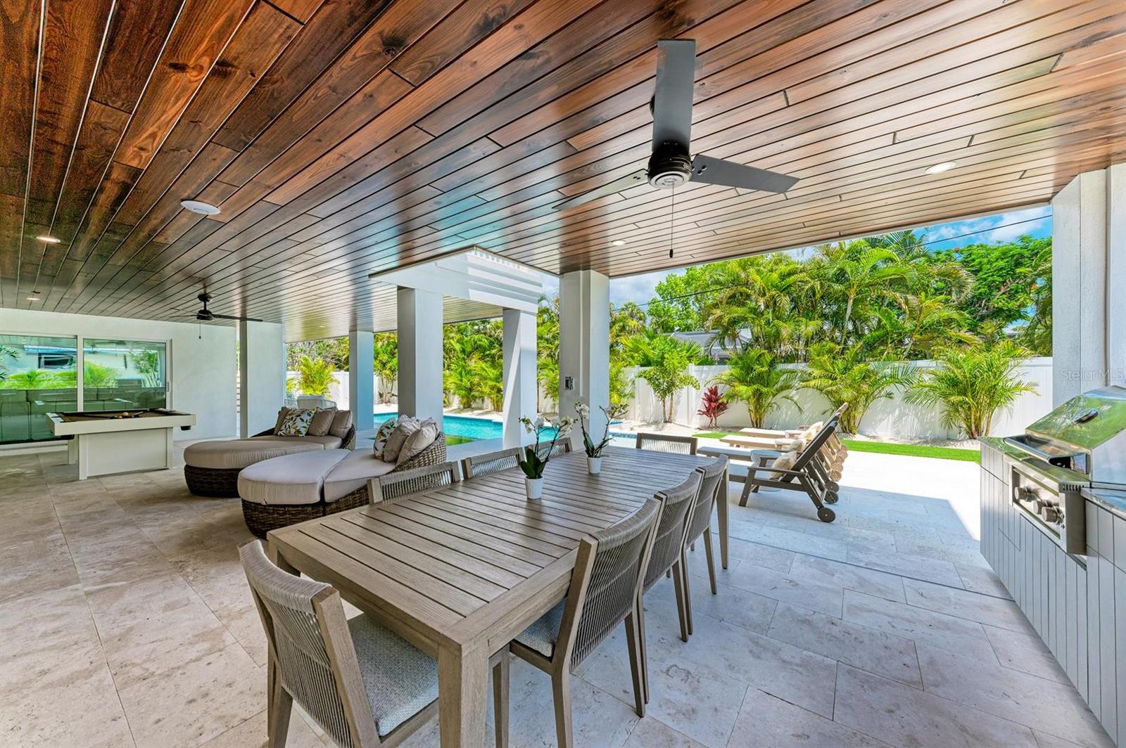 215 83RD ST, HOLMES BEACH, FL — photo 8