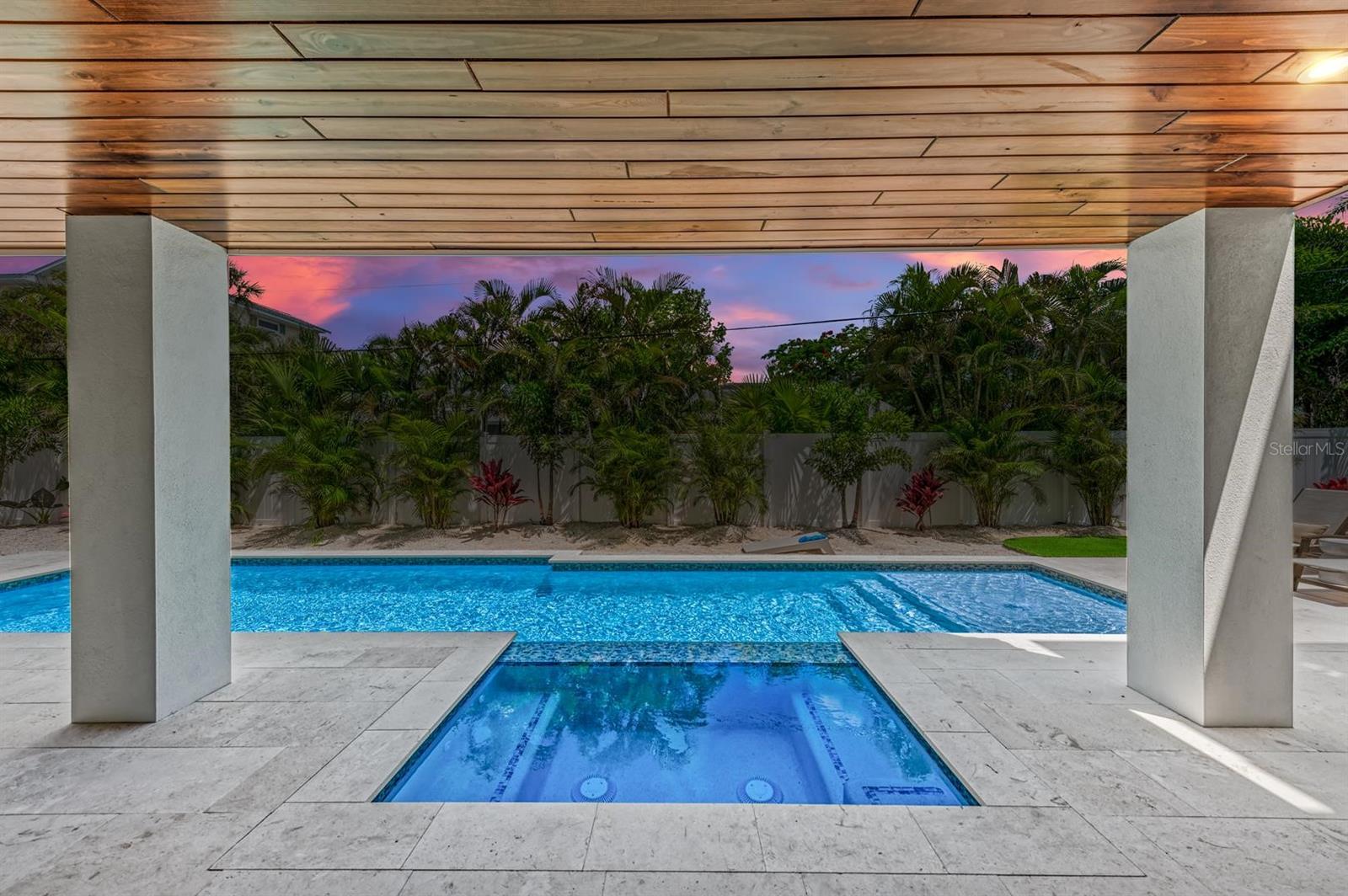 215 83RD ST, HOLMES BEACH, FL — photo 11