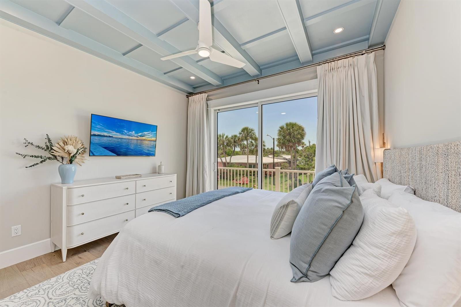 215 83RD ST, HOLMES BEACH, FL — photo 34