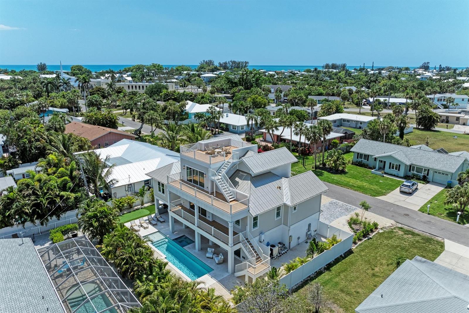 215 83RD ST, HOLMES BEACH, FL — photo 57