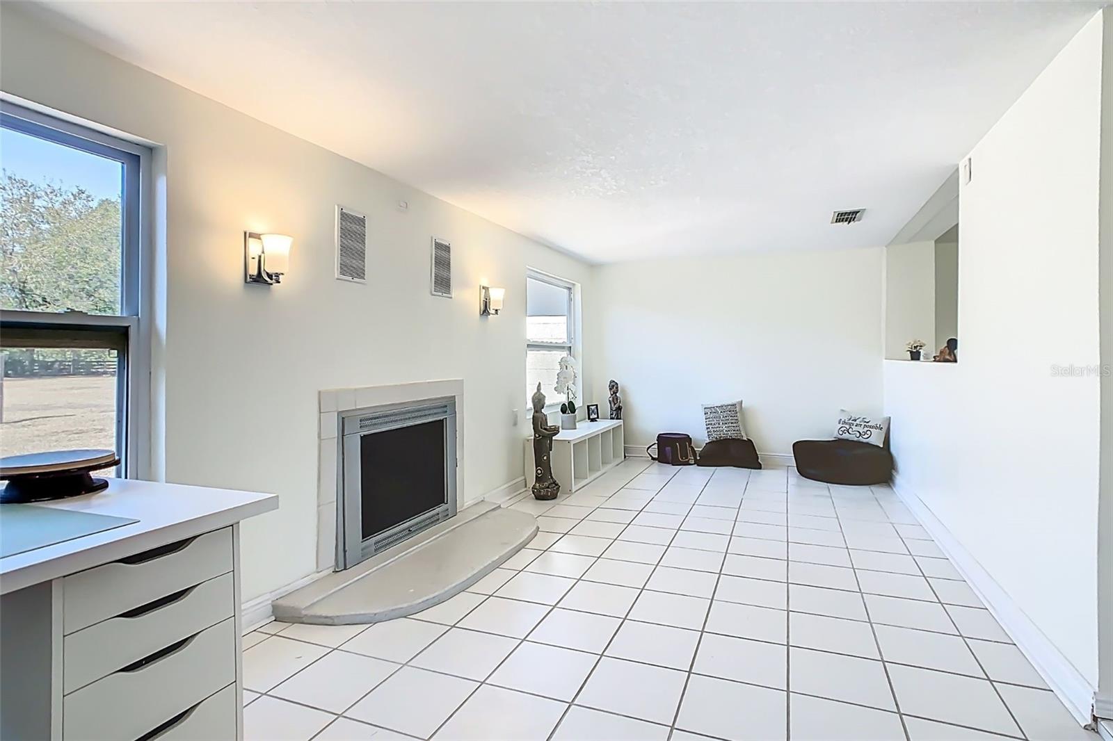 1700 S MILLER RD, VALRICO, FL — photo 32
