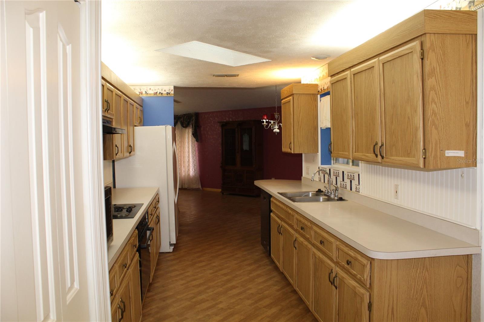 38901 ELLA DR, LADY LAKE, FL — photo 15