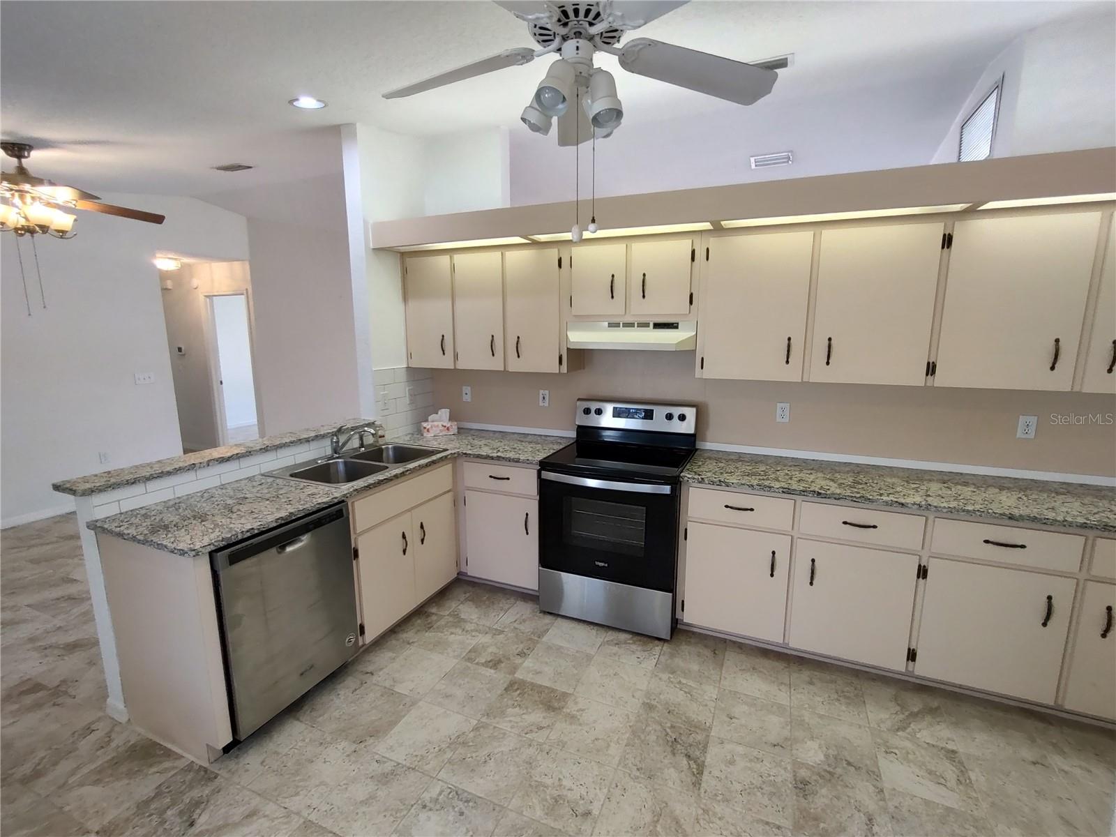 8340 SW 108TH LOOP, OCALA, FL — photo 14