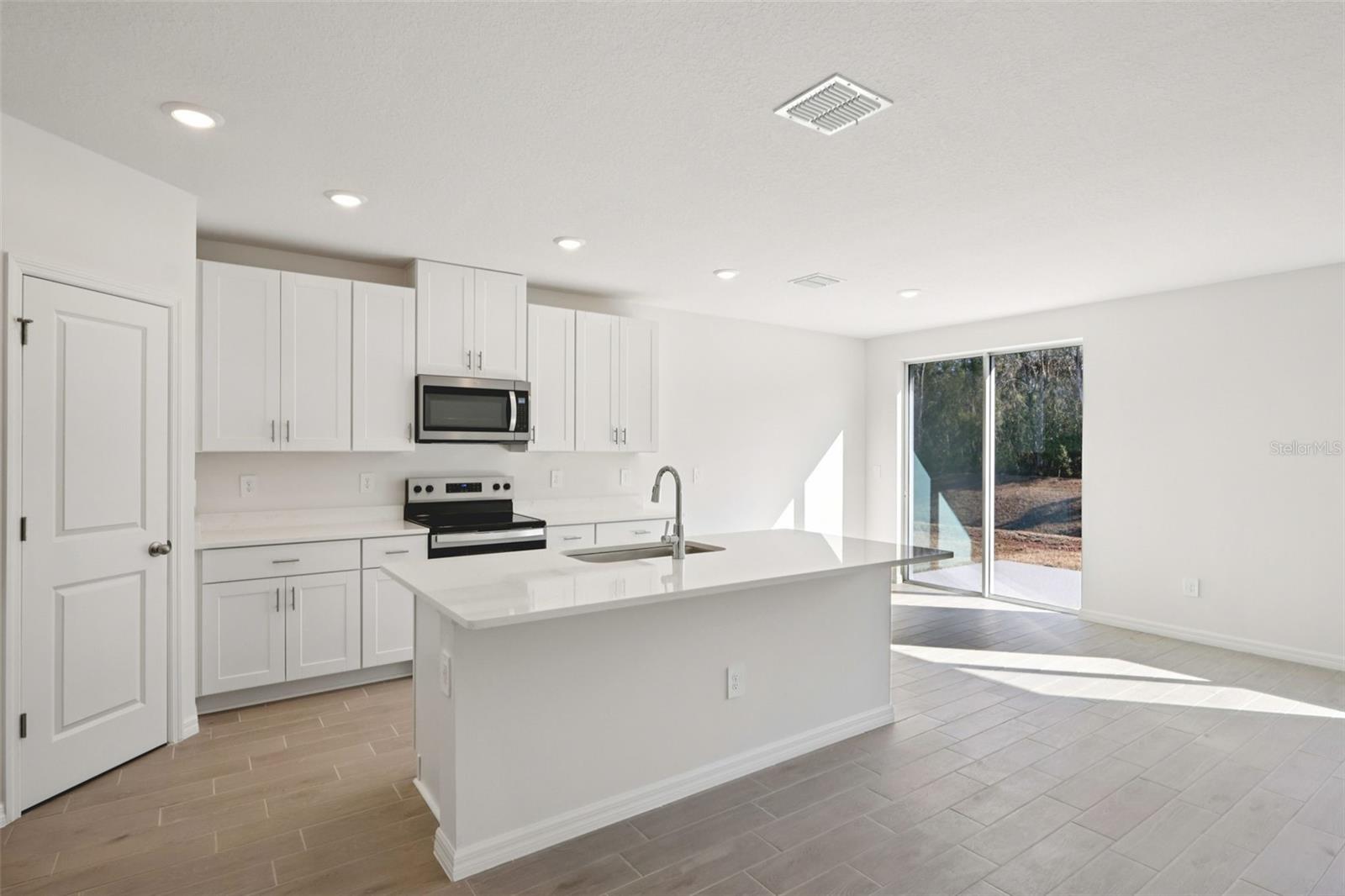 7200 RAY CREEK DR, BROOKSVILLE, FL — photo 10