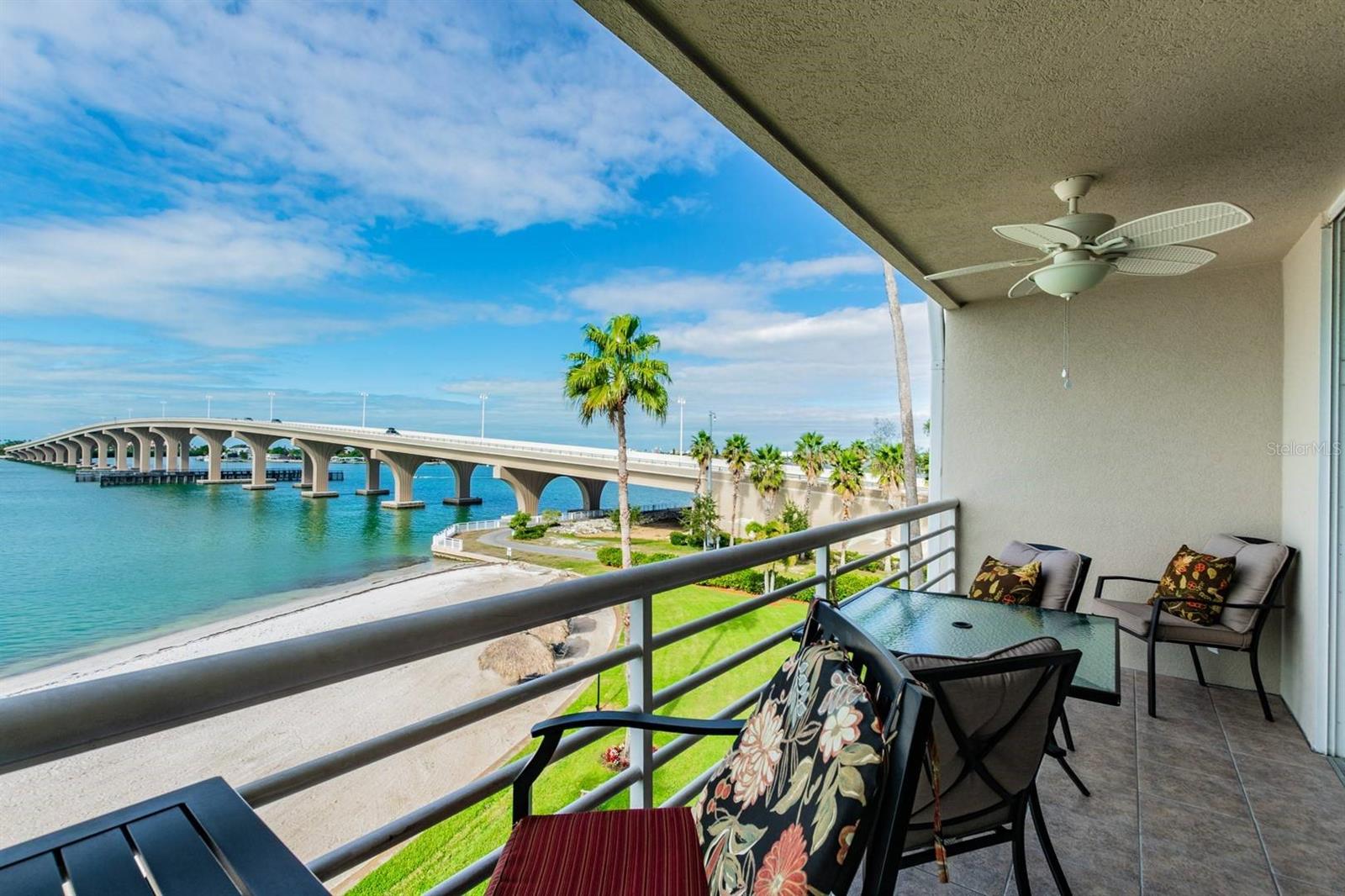 5701 BAHIA DEL MAR CIR #403, ST PETERSBURG, FL