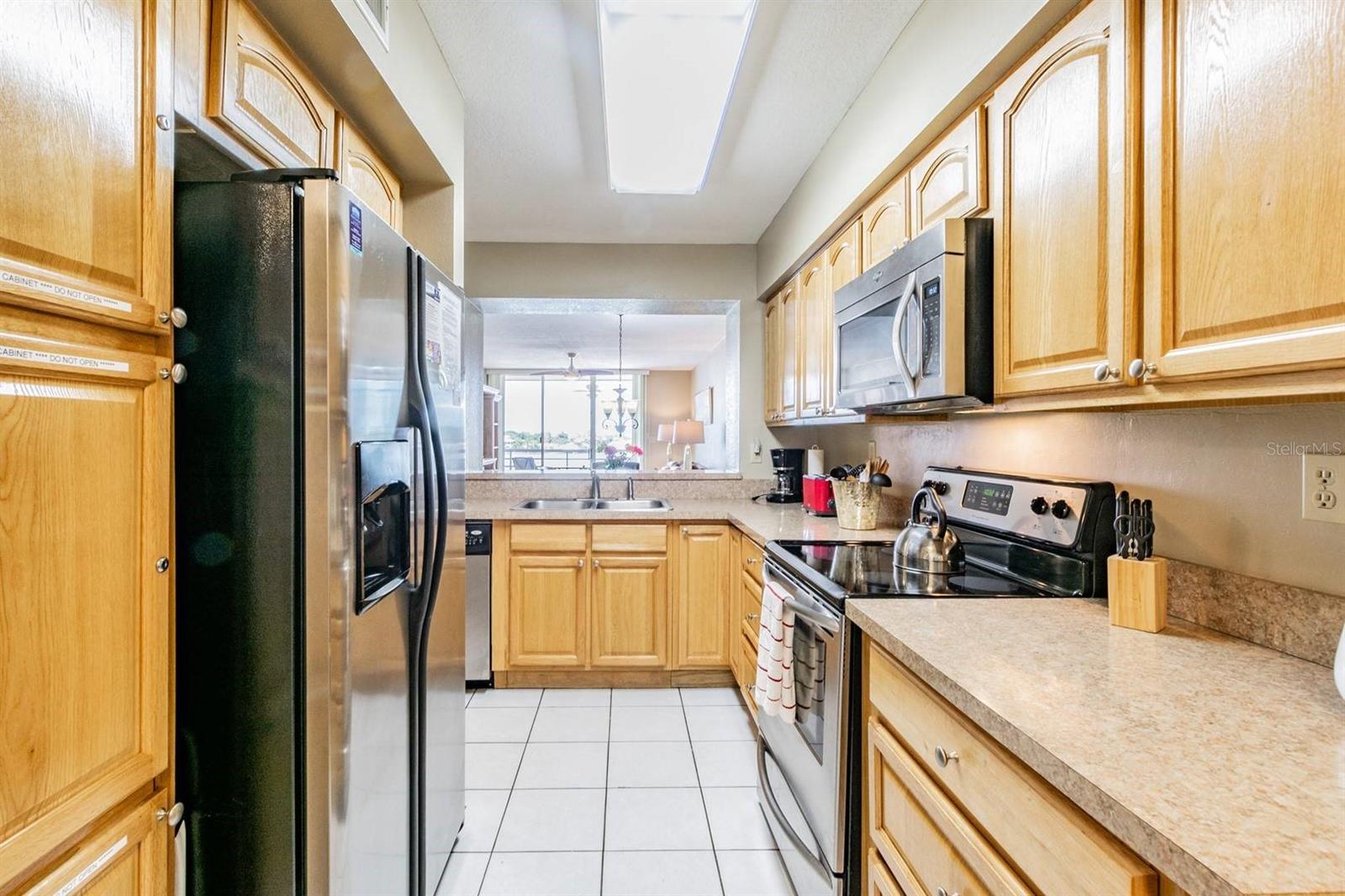 5701 BAHIA DEL MAR CIR #403, ST PETERSBURG, FL — photo 8