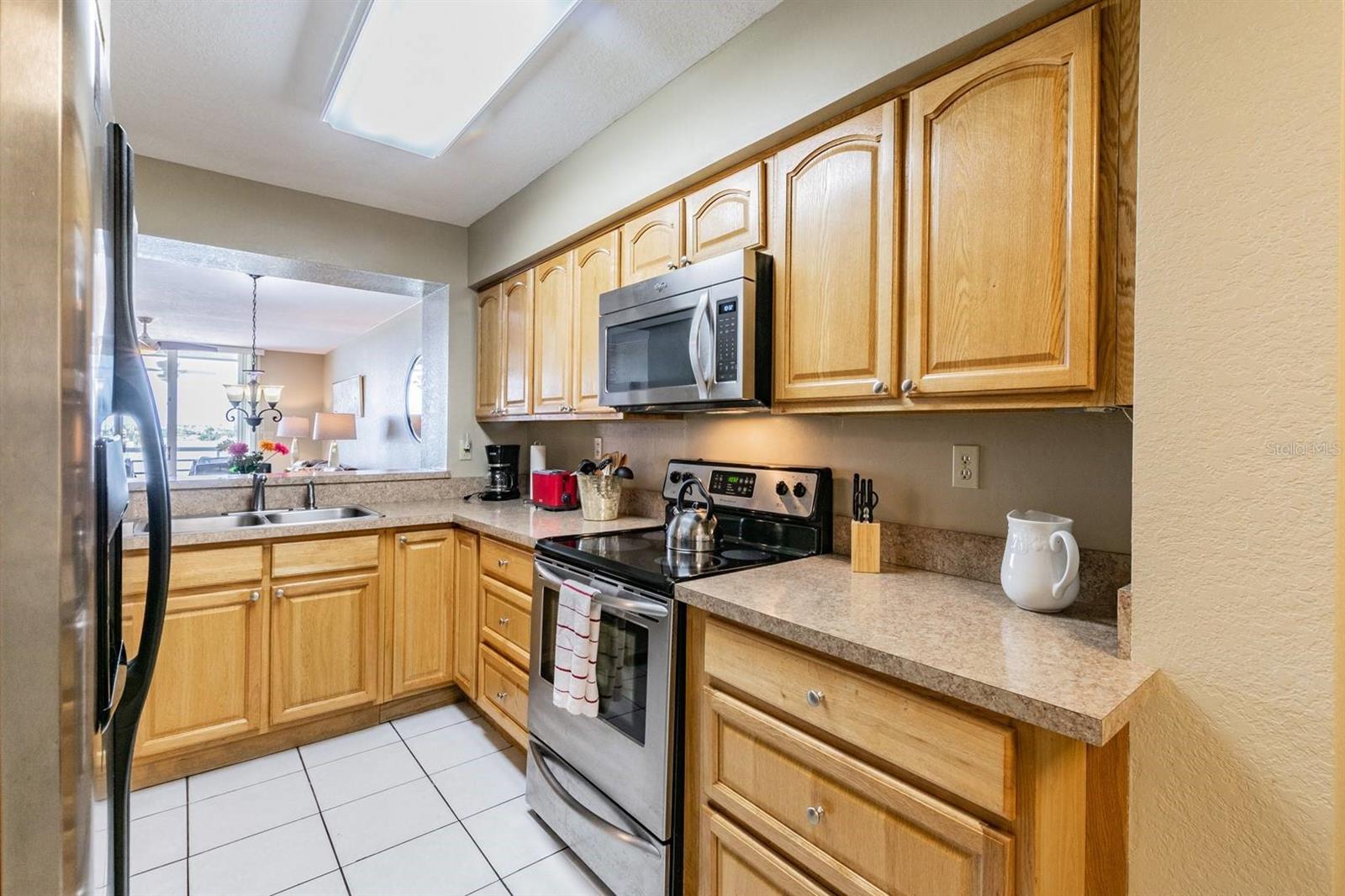 5701 BAHIA DEL MAR CIR #403, ST PETERSBURG, FL — photo 10