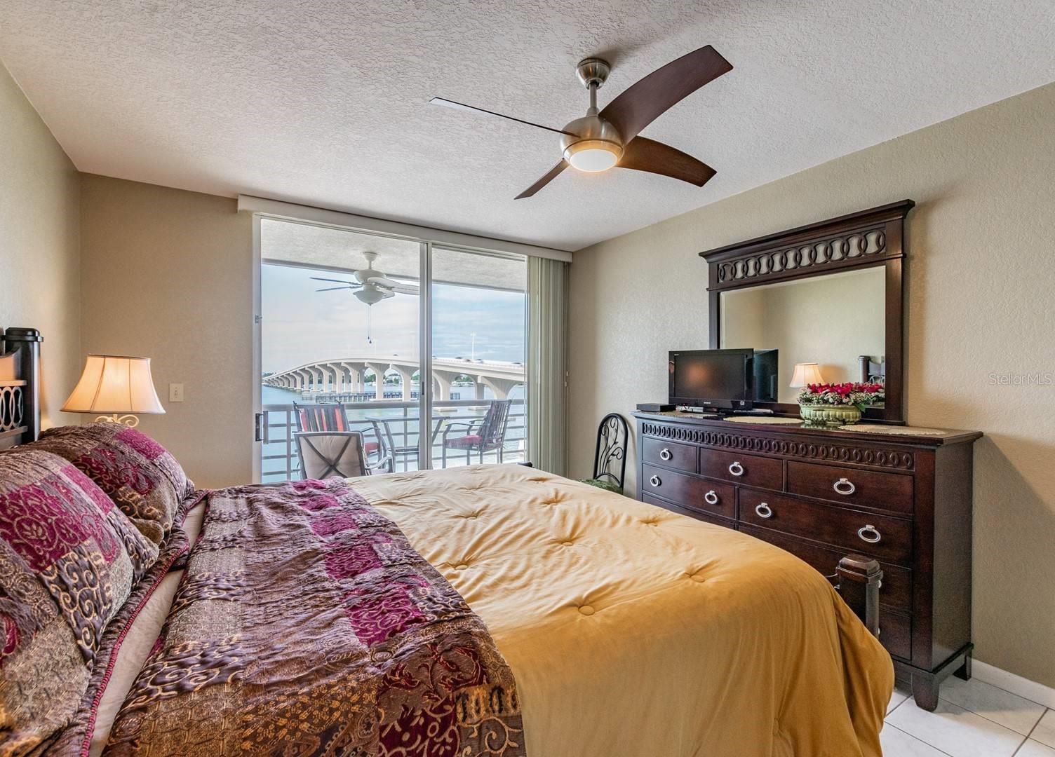 5701 BAHIA DEL MAR CIR #403, ST PETERSBURG, FL — photo 23
