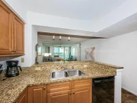 5801 BAHIA DEL MAR CIR #512 — photo 3