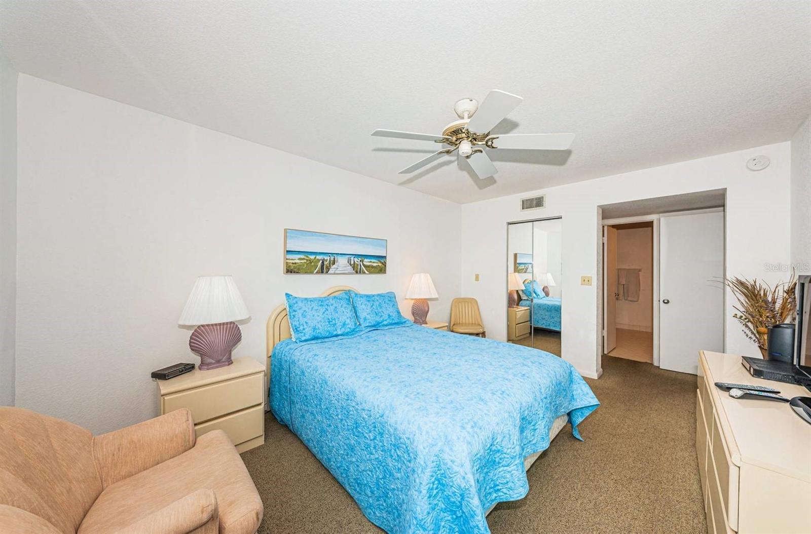 5801 BAHIA DEL MAR CIR #512, ST PETERSBURG, FL — photo 28