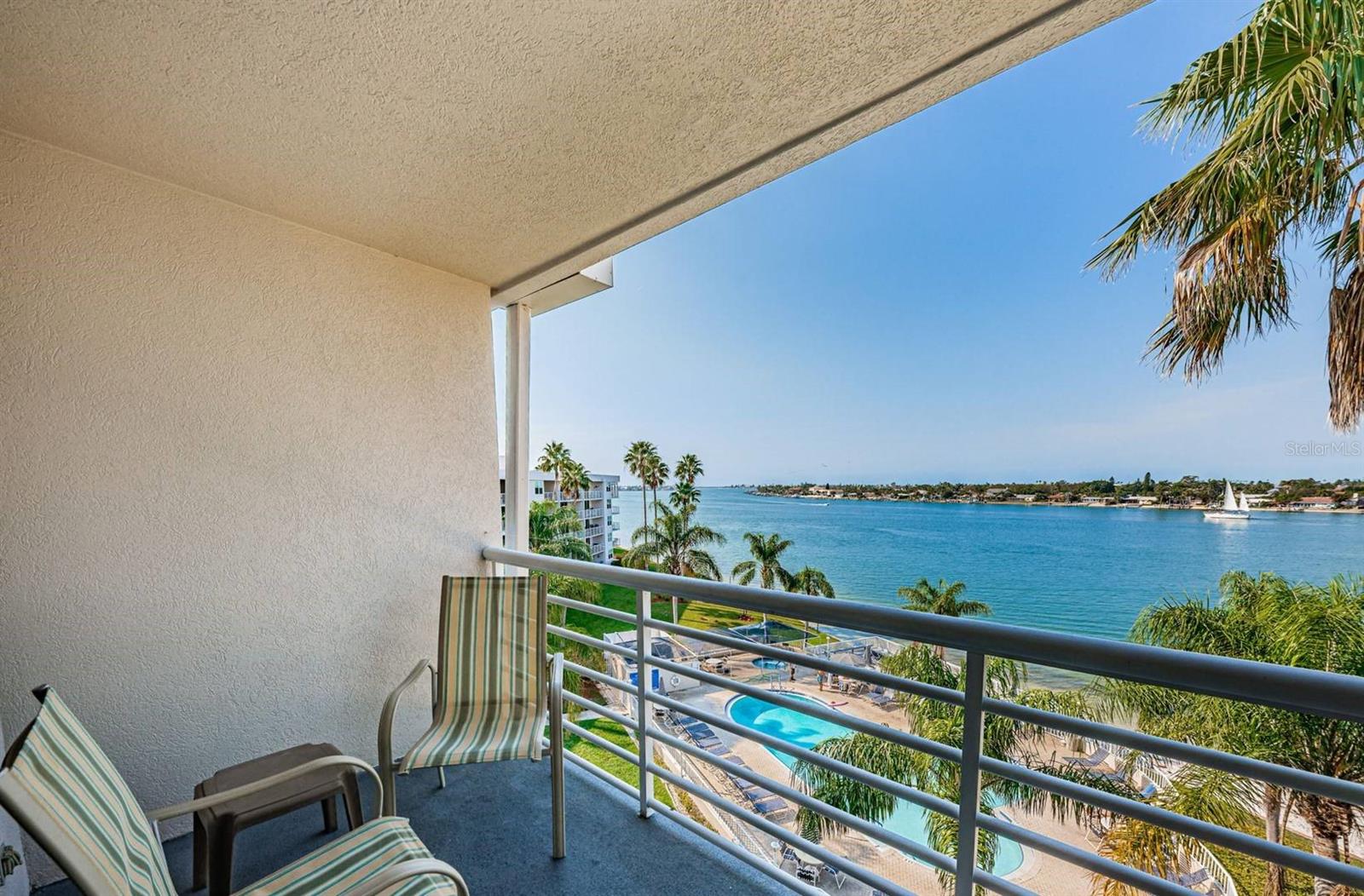 5801 BAHIA DEL MAR CIR #512, ST PETERSBURG, FL — photo 48