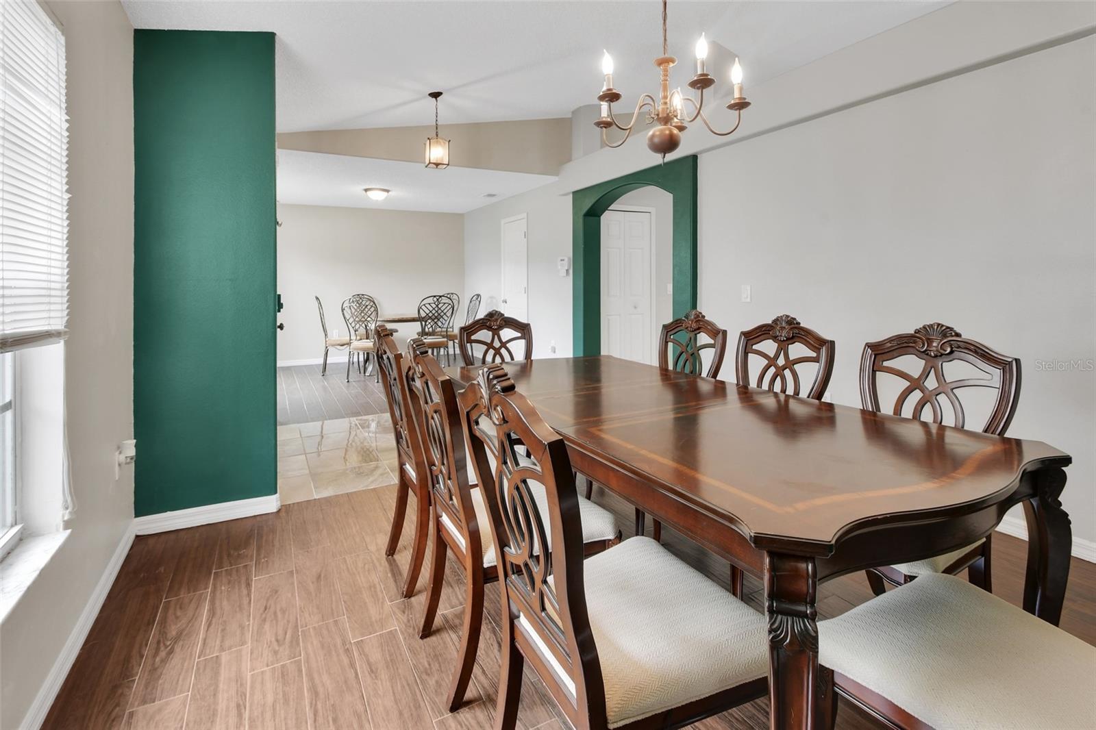 828 WHITE BIRCH CT, ORANGE CITY, FL — photo 6