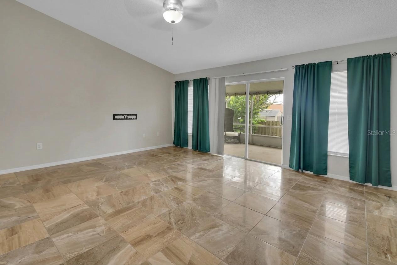 828 WHITE BIRCH CT, ORANGE CITY, FL — photo 8
