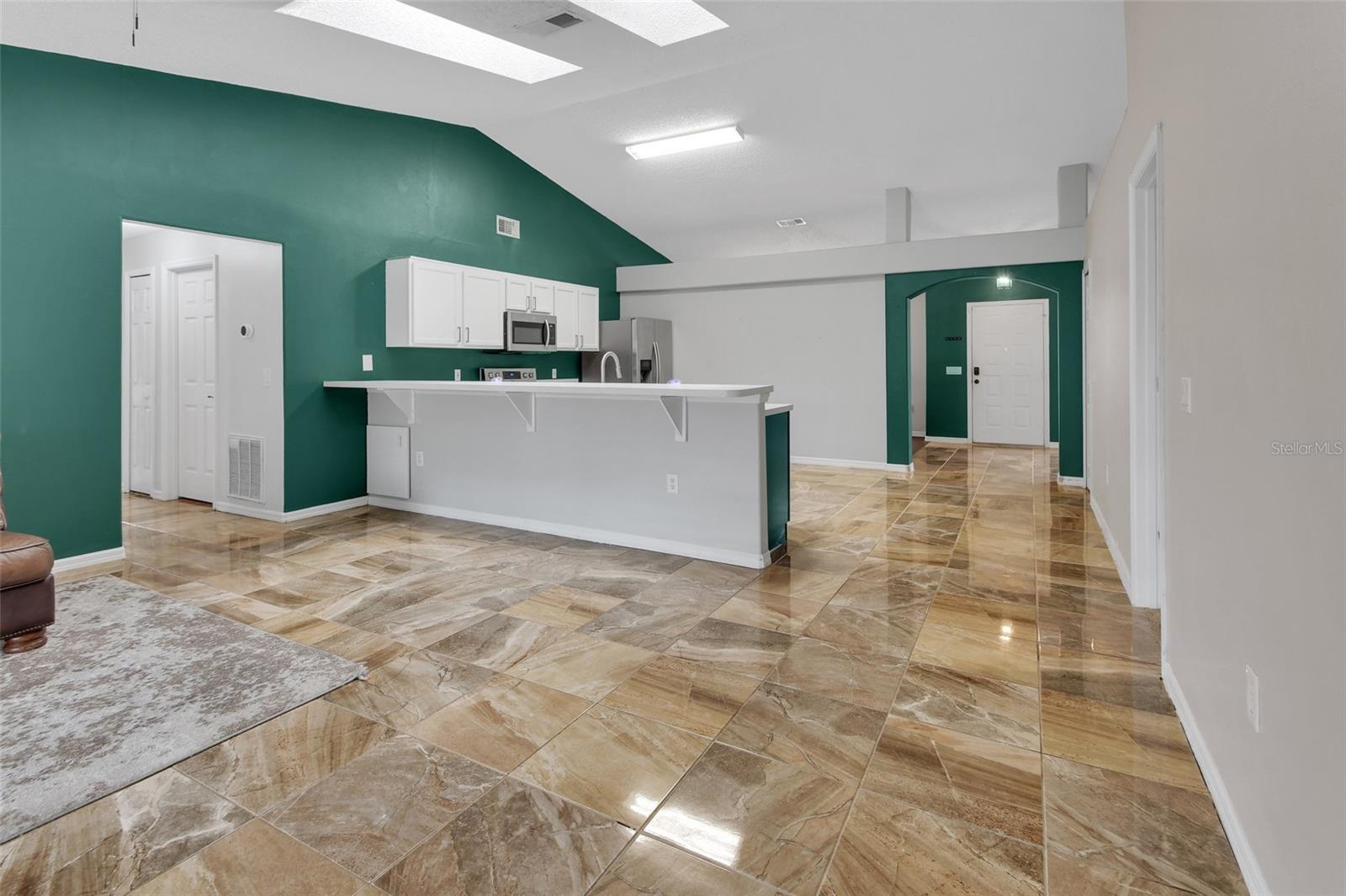 828 WHITE BIRCH CT, ORANGE CITY, FL — photo 10