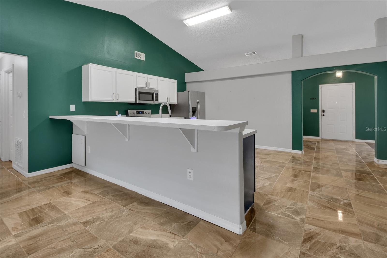 828 WHITE BIRCH CT, ORANGE CITY, FL — photo 12