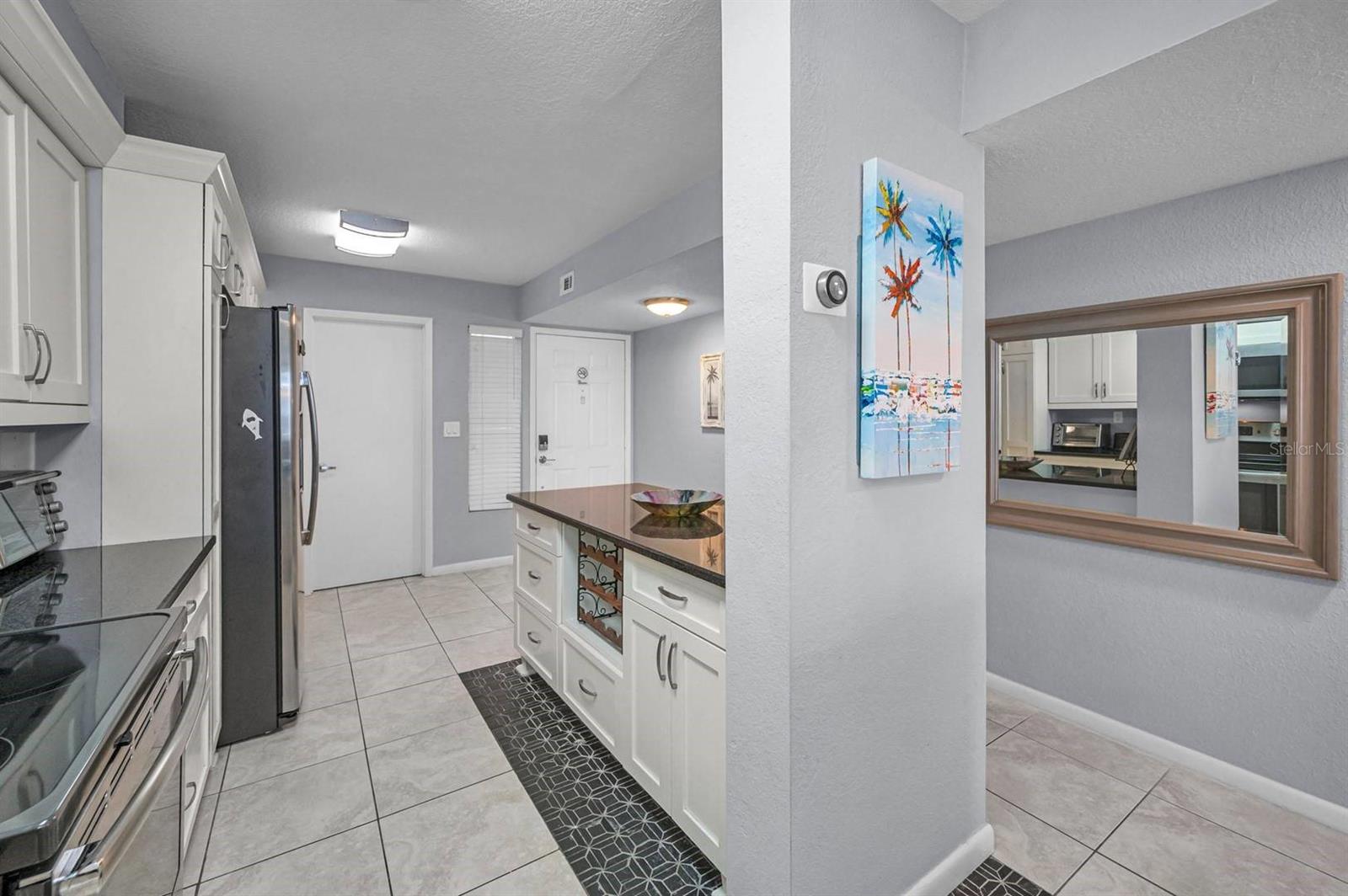 5901 BAHIA DEL MAR CIR #223, ST PETERSBURG, FL — photo 11
