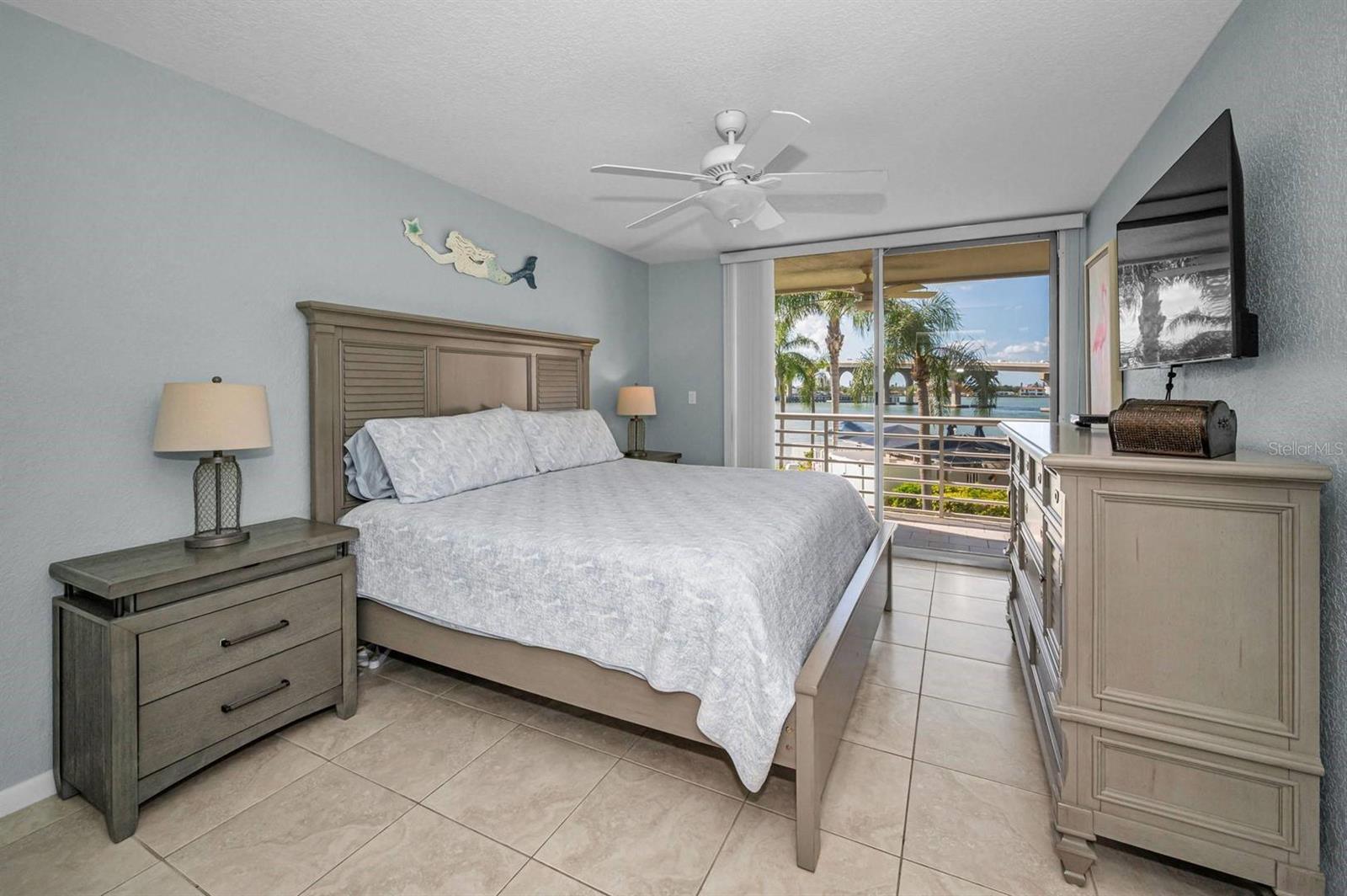 5901 BAHIA DEL MAR CIR #223, ST PETERSBURG, FL — photo 30