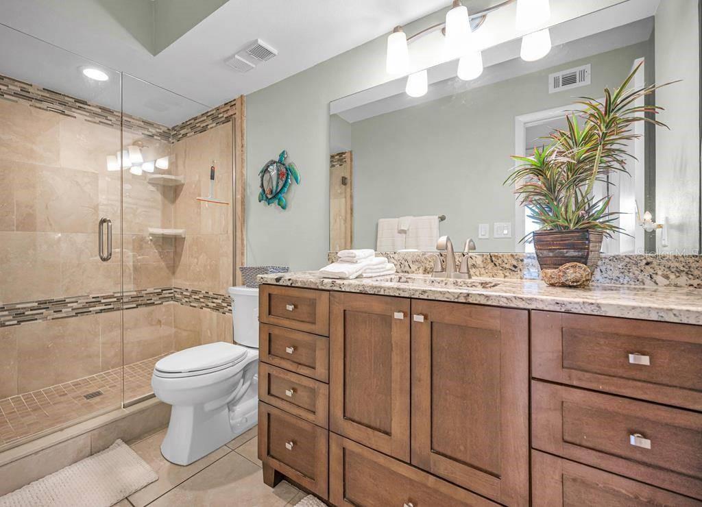 5901 BAHIA DEL MAR CIR #223, ST PETERSBURG, FL — photo 33